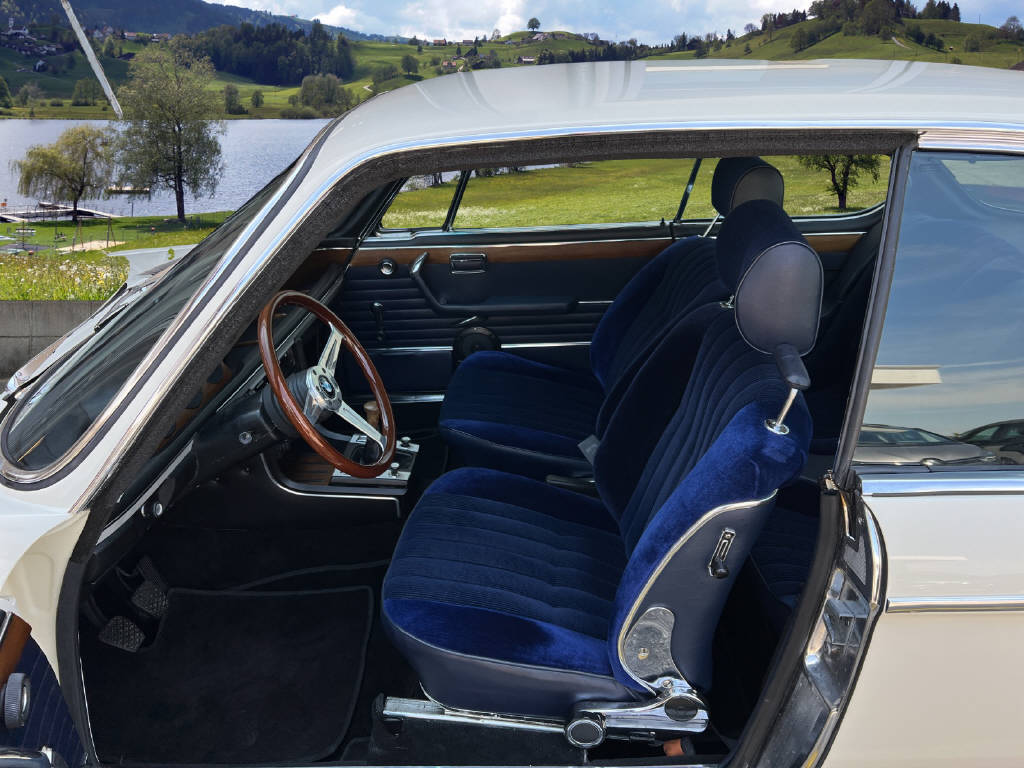 BMW 3.0 CS-image-6
