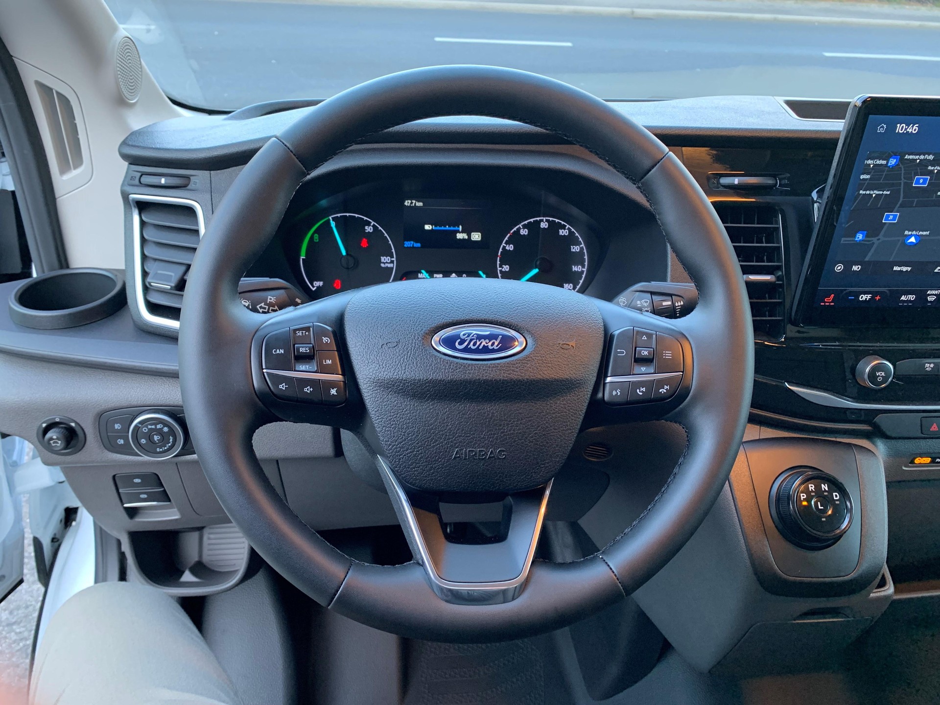 FORD E-Transit Van 350 L2H2 68kWh Trend-image-18