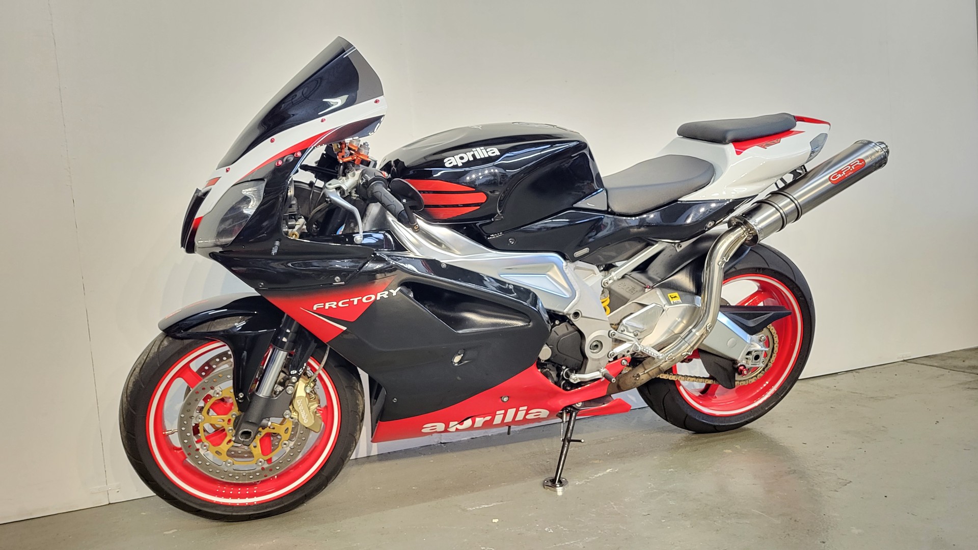 APRILIA RSV 1000 R-image-3