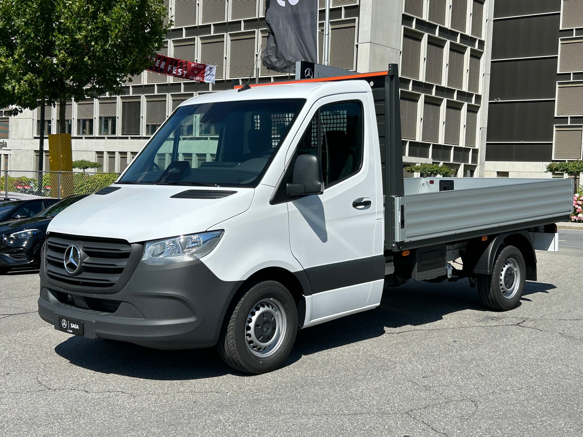 MERCEDES-BENZ Sprinter 317 CDI PRO CH Standard-showroom-element-2