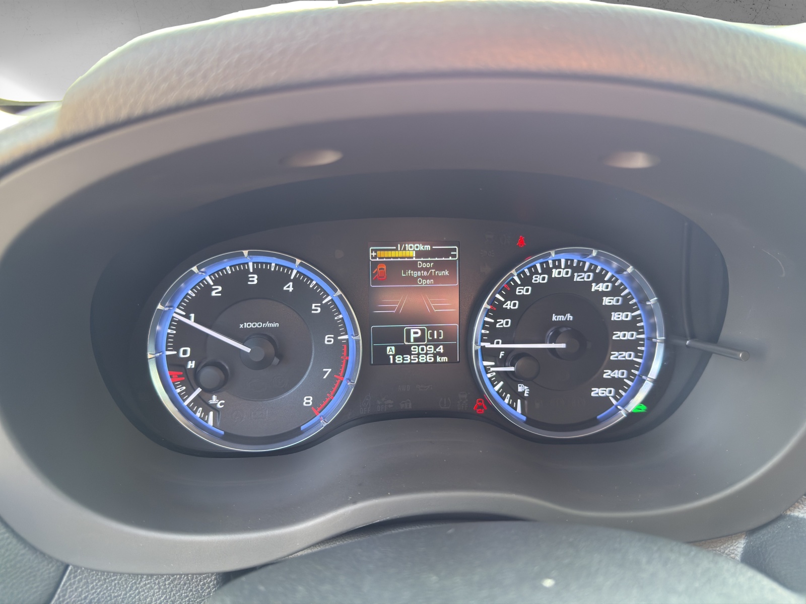 SUBARU Levorg 1.6DIT Luxury S AWD Lineartronic-image-10