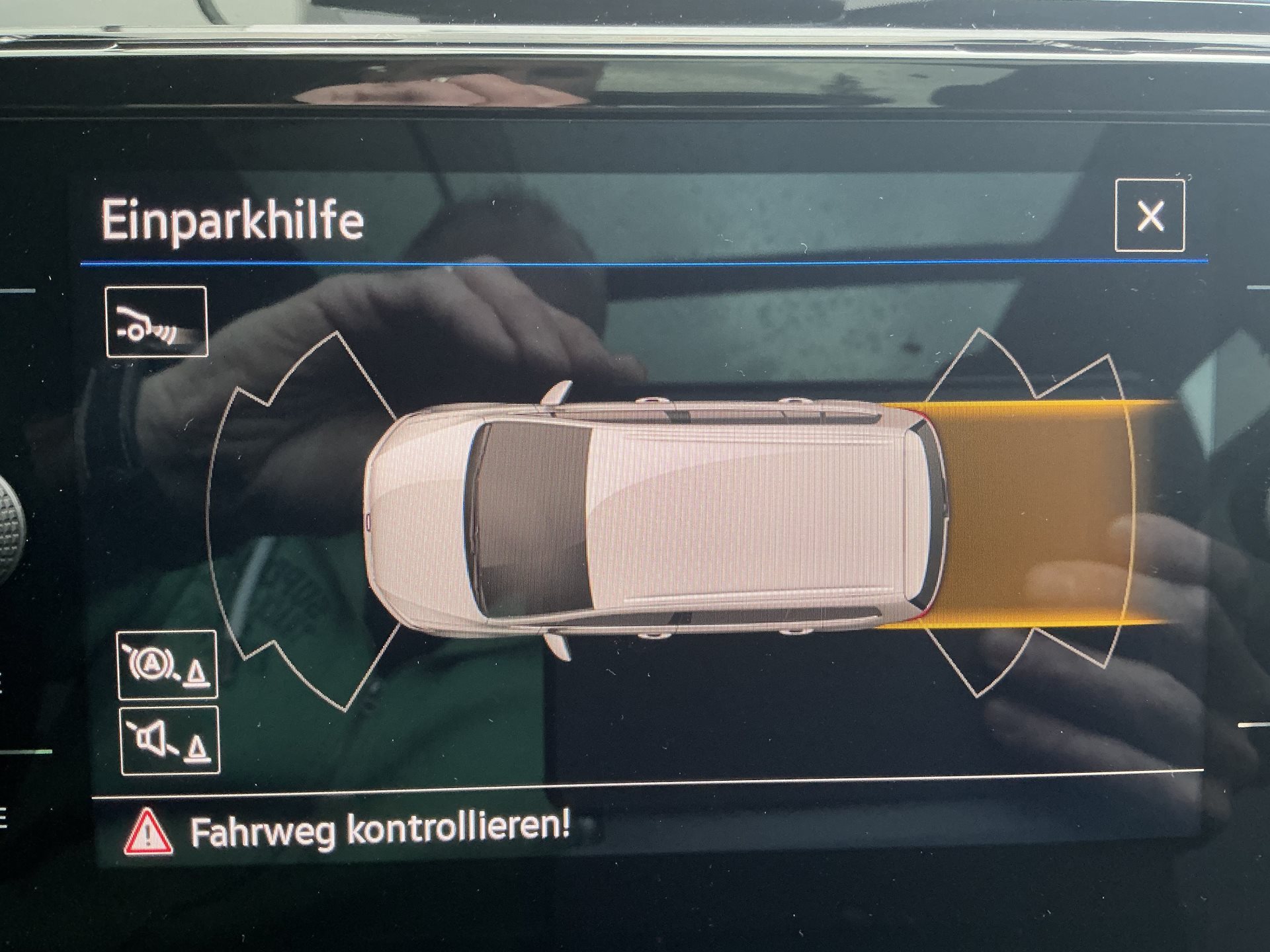 VW Touran 1.5 TSI DSG HIGHLINE R-LINE *** PANORAMAGLASDACH ***-image-17