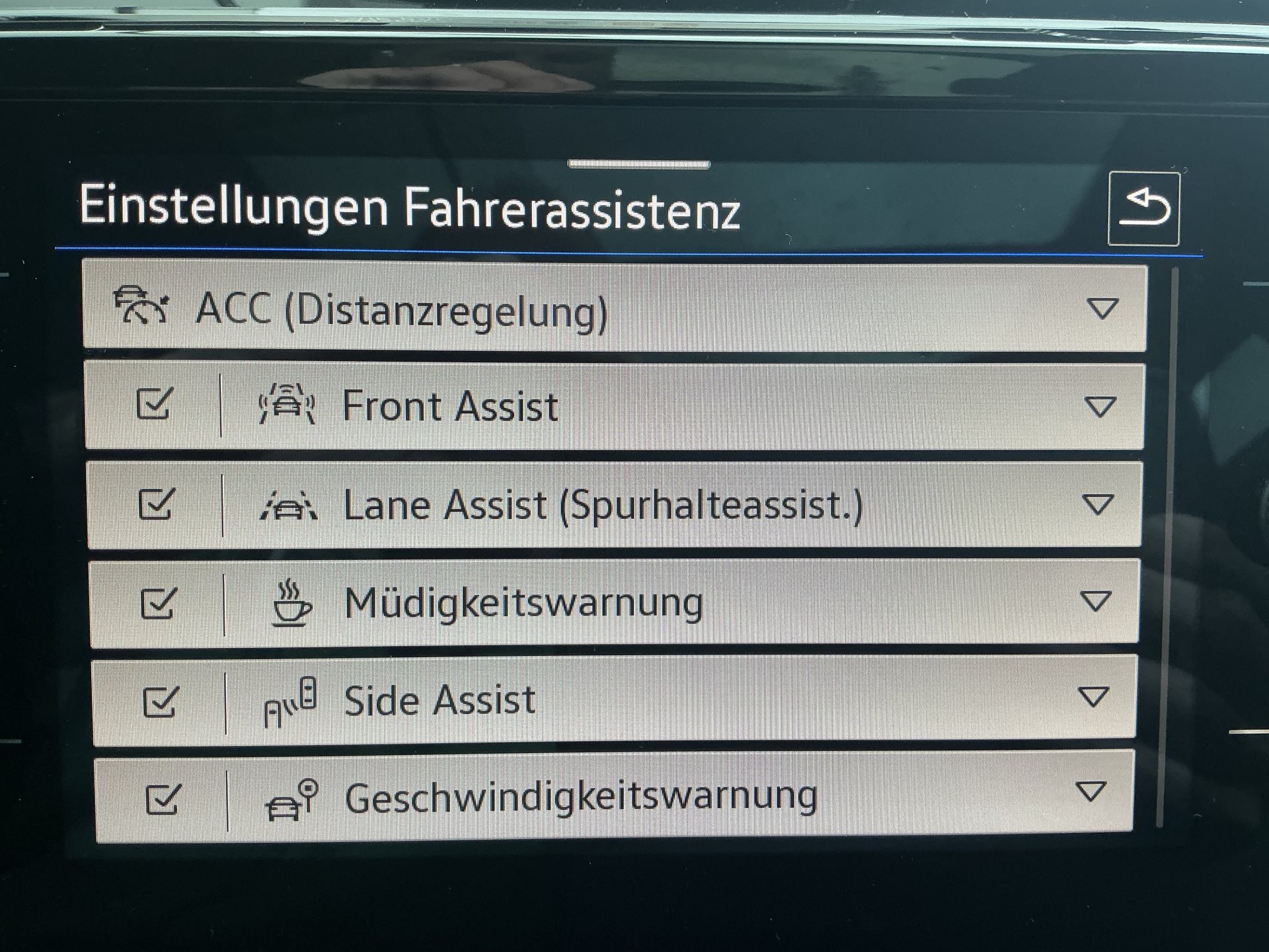 VW Touran 1.5 TSI DSG HIGHLINE R-LINE *** PANORAMAGLASDACH ***-image-19