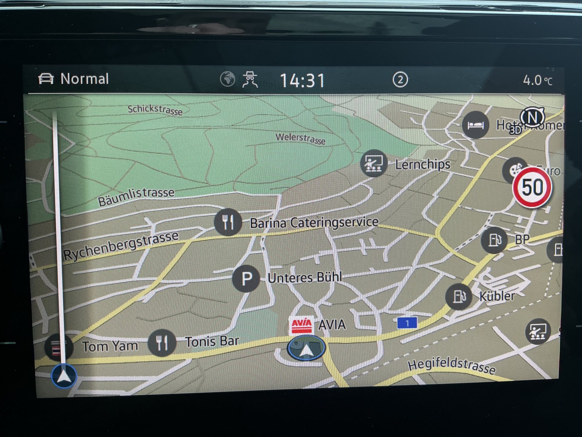 VW Touran 1.5 TSI DSG HIGHLINE R-LINE *** PANORAMAGLASDACH ***-image-13