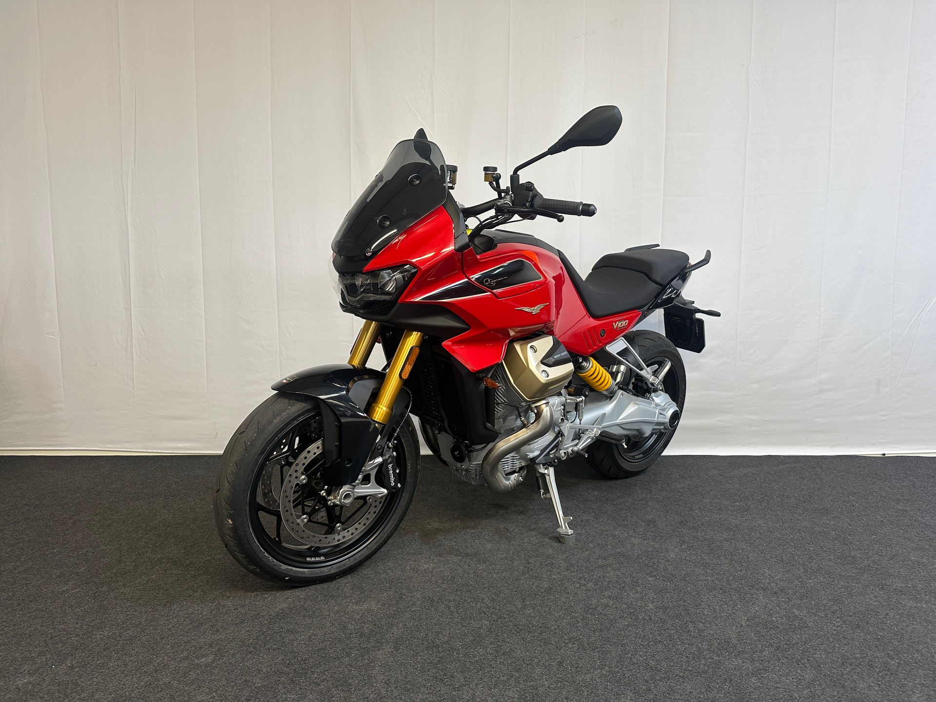 MOTO GUZZI V100 Mandello Wind Tunnel E5+-image-2