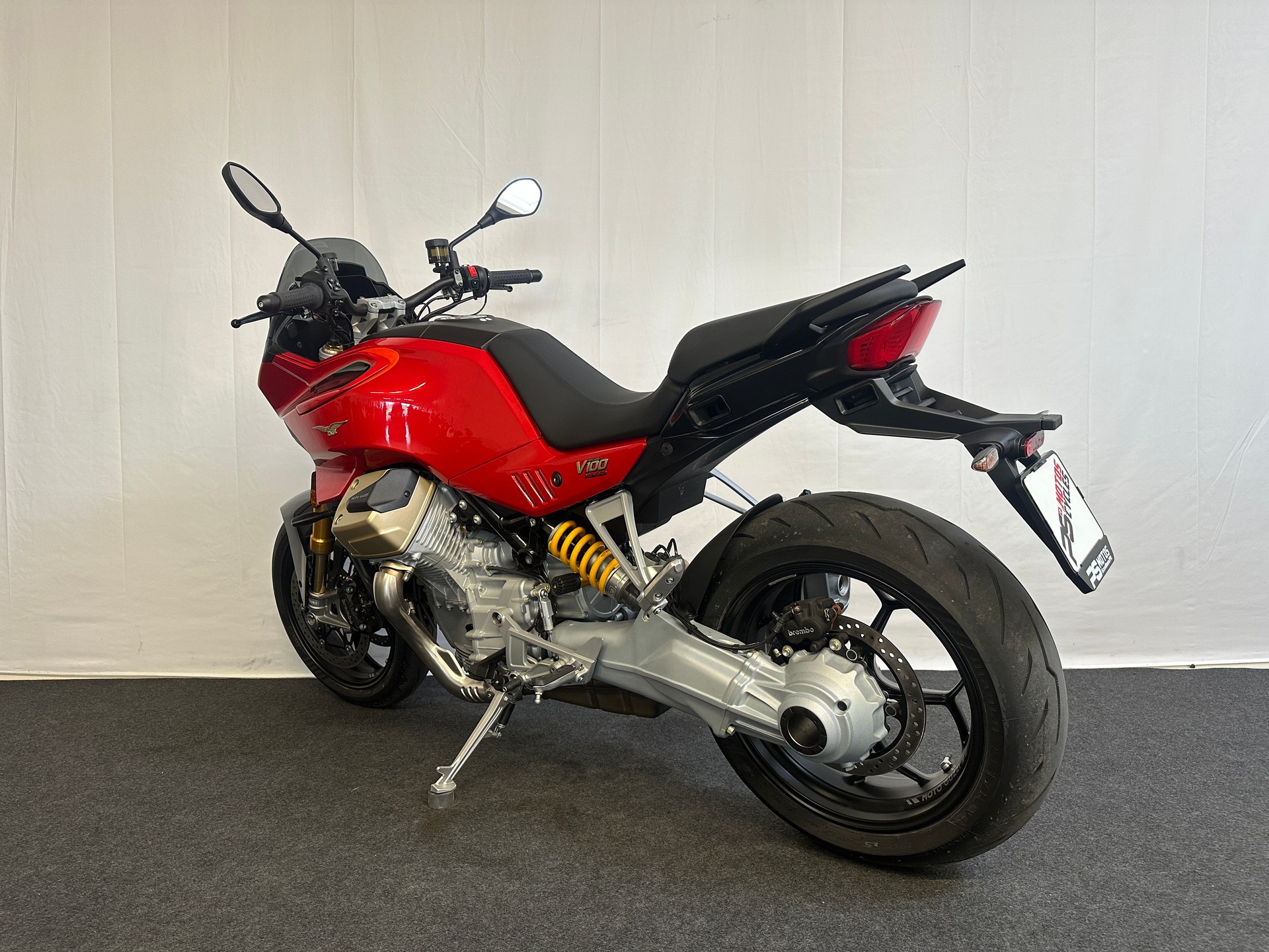 MOTO GUZZI V100 Mandello Wind Tunnel E5+-image-4