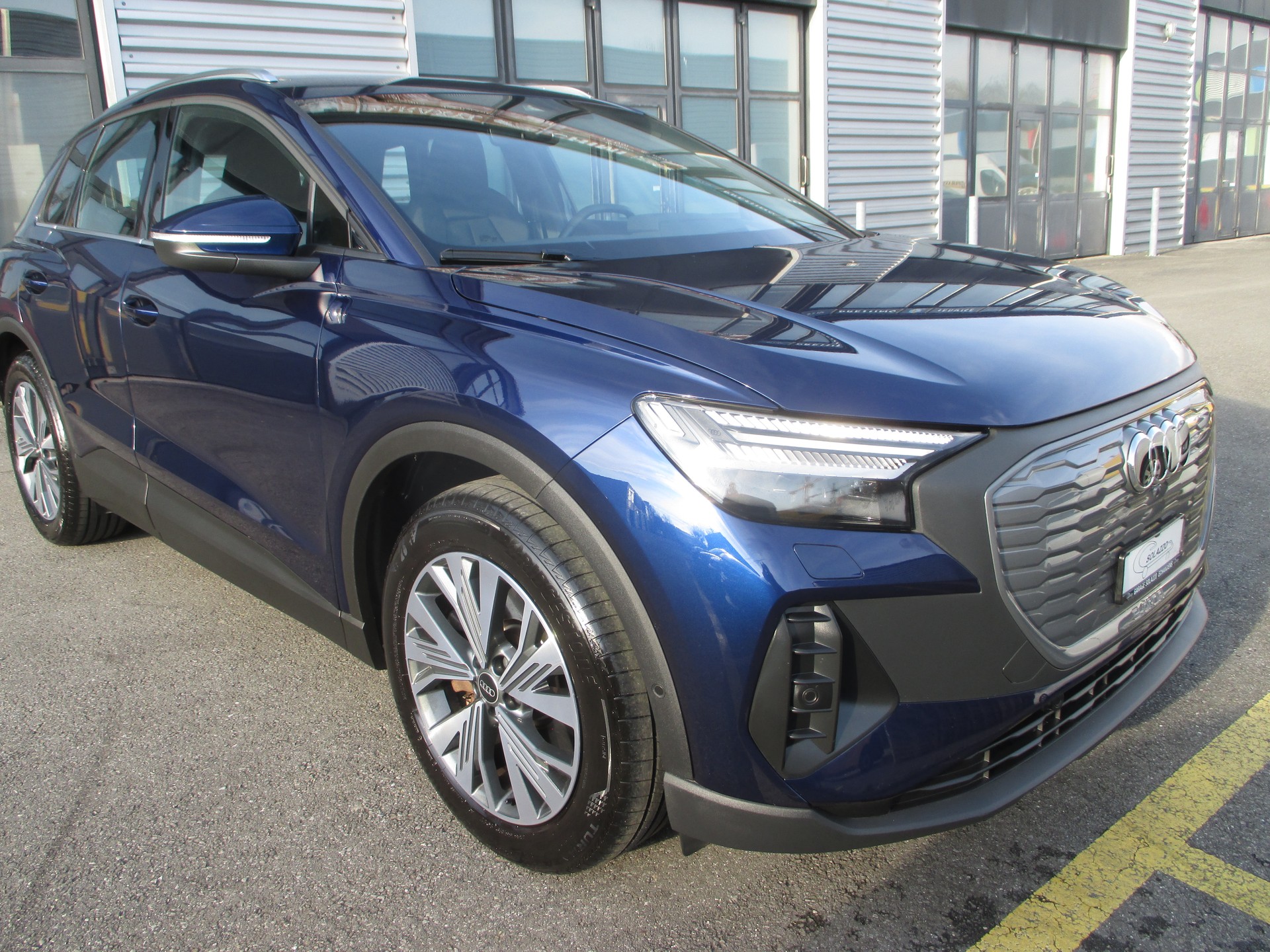 AUDI Q4 e-tron 40
