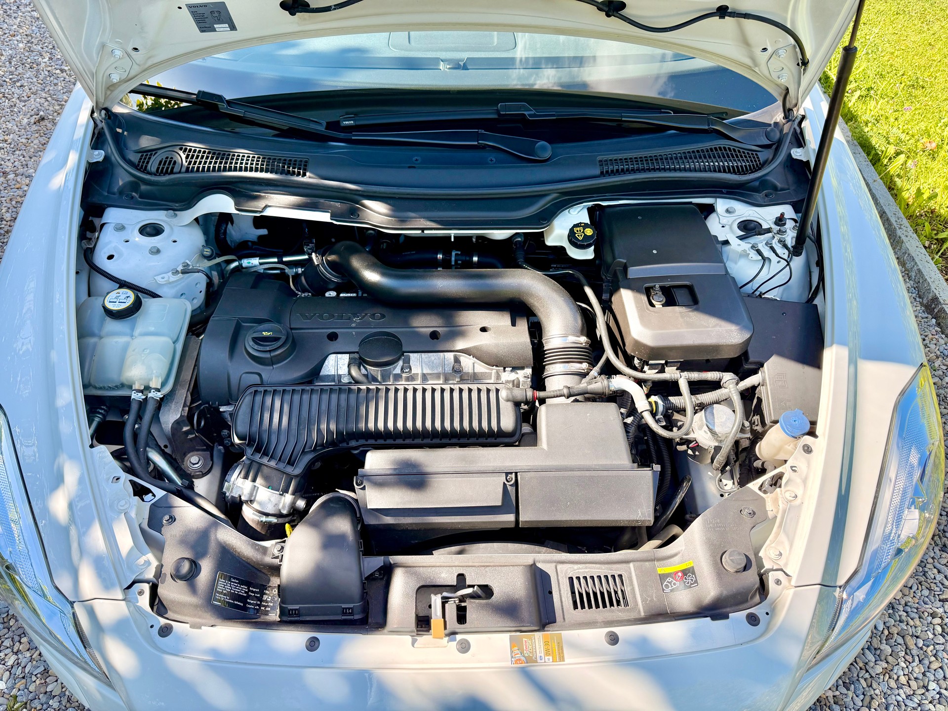 VOLVO T5 Summum Geartronic 230 PS 5 Zylinder *** MADE BY SWEDEN***-image-14