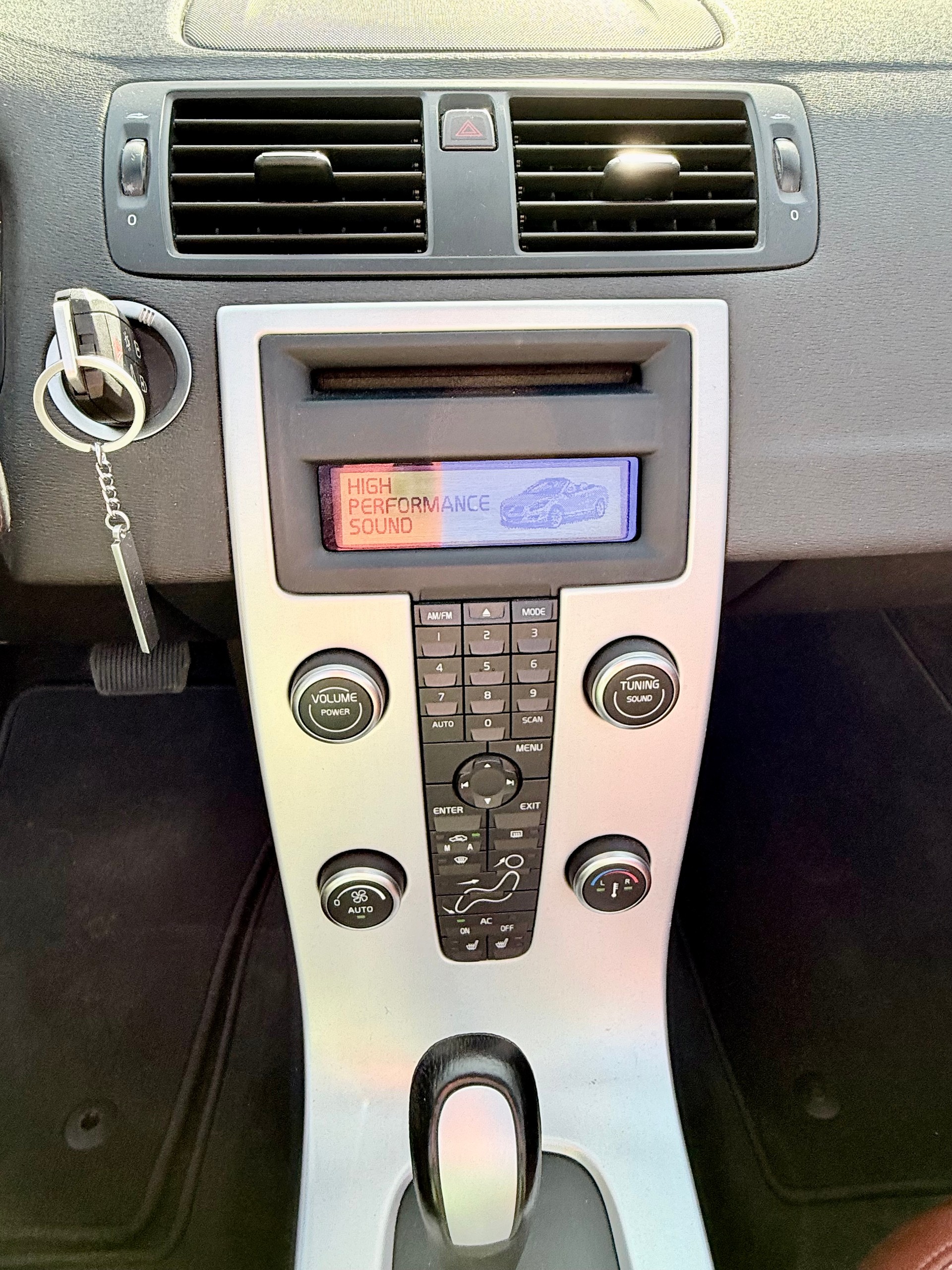 VOLVO T5 Summum Geartronic 230 PS 5 Zylinder *** MADE BY SWEDEN***-image-8