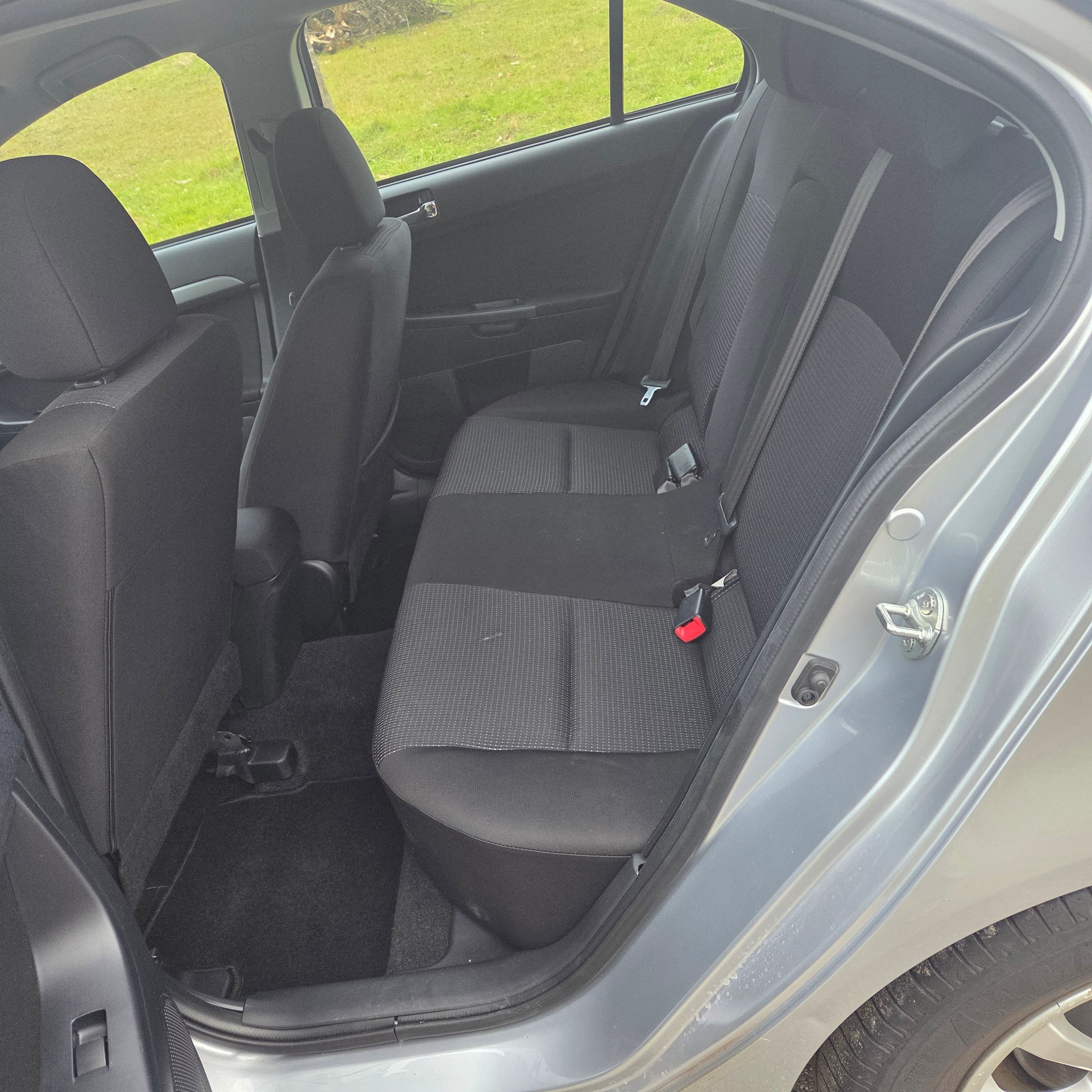 MITSUBISHI Lancer Sportback 1.8 Diamond CVT-image-7