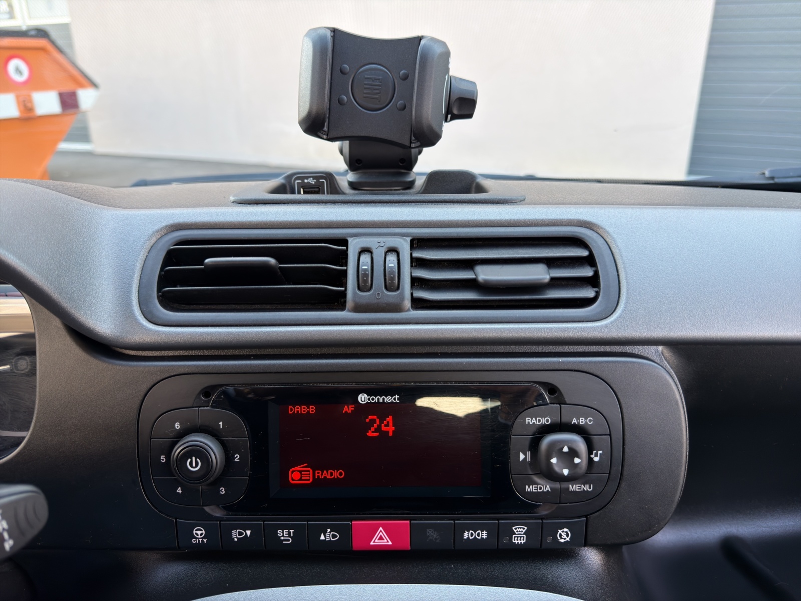 FIAT Panda 0.9 CROSS Twinair Turbo 4x4-image-14