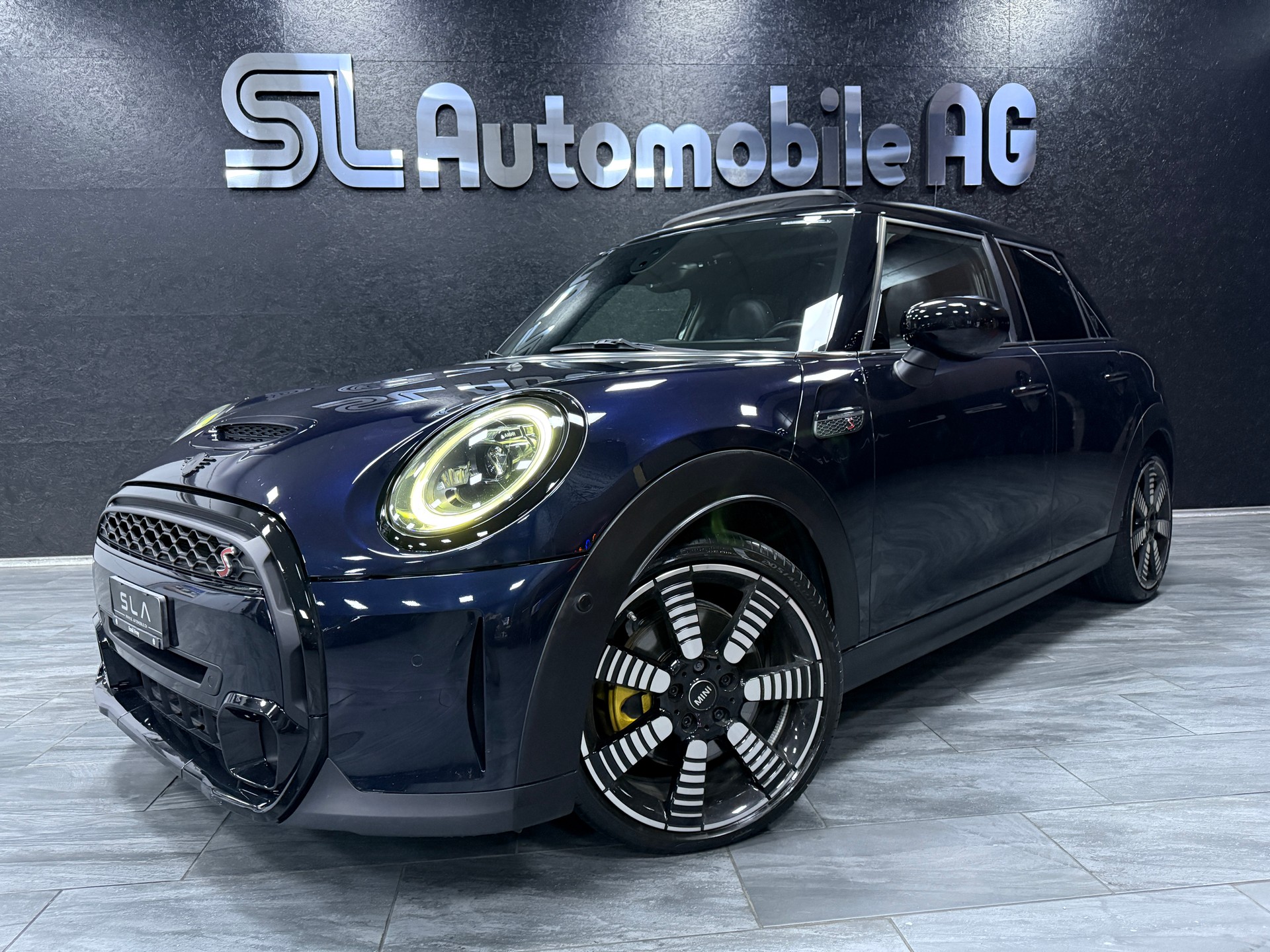 MINI Cooper S Trafalgar Edition Steptronic DKG / CH Fz aus 1 Hand / Leasing ab 199.--showroom-element-1