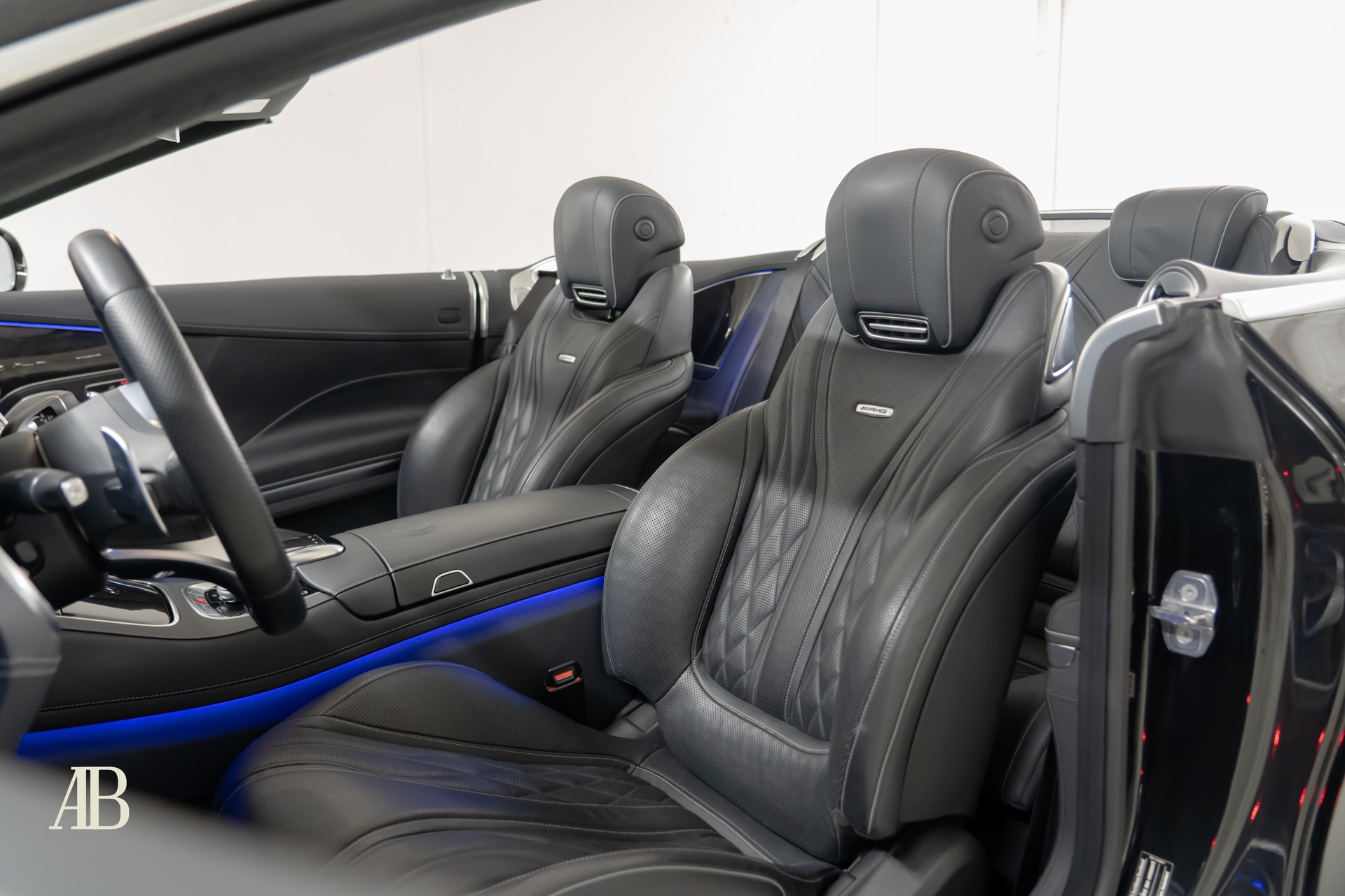 MERCEDES-BENZ S 63 V8 AMG 4matic+ Cabriolet - CH-Fahrzeug mit Werksgarantie-image-13