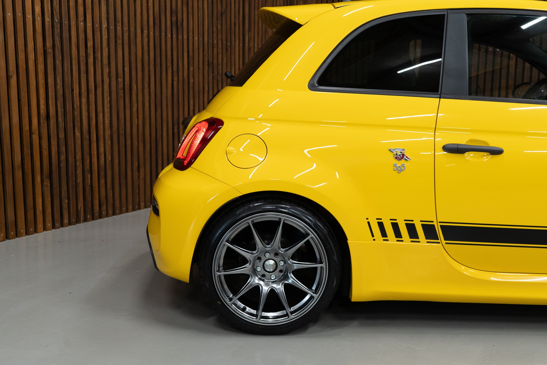 FIAT 595 1.4 16V Turbo Abarth Competition-image-10