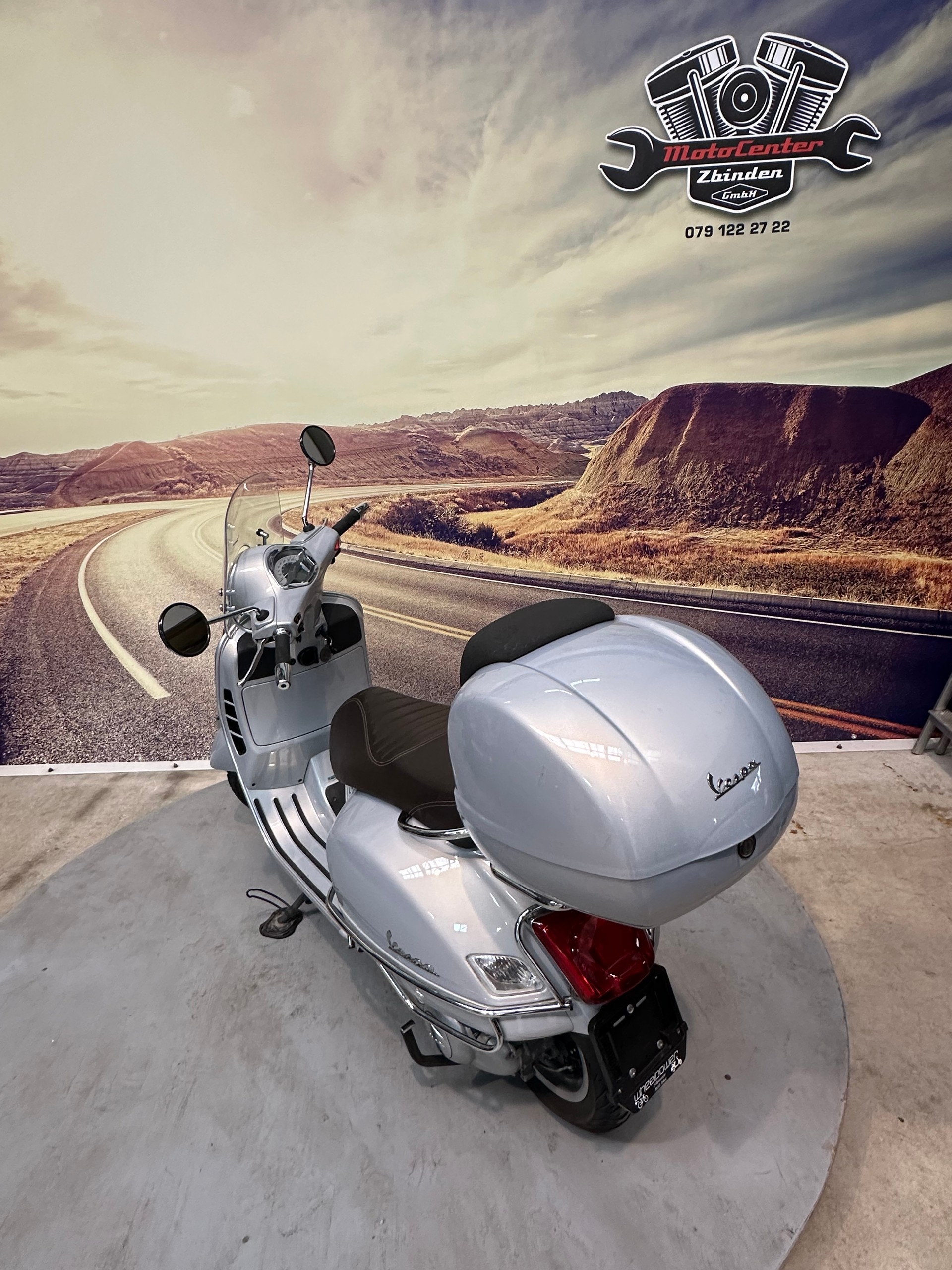 PIAGGIO Vespa GTS Super 300 i.e ABS-image-5