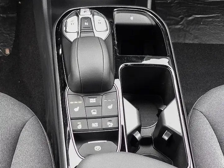 HYUNDAI Ioniq EV Trend-image-10