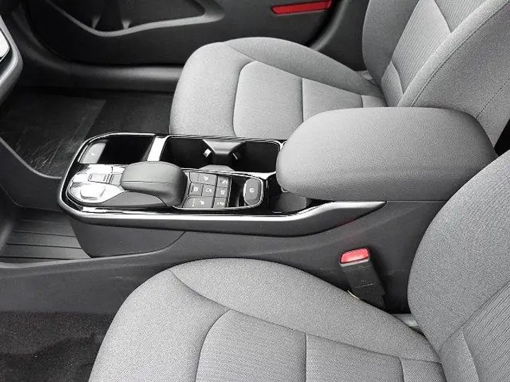 HYUNDAI Ioniq EV Trend-image-8