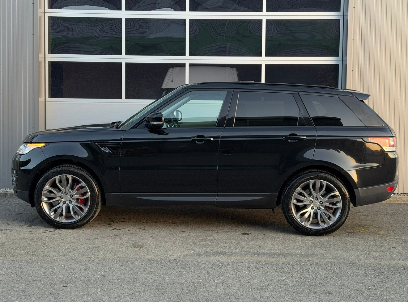 LAND ROVER Range Rover Sport 3.0 SDV6 HSE Dynamic Automatic-image-3