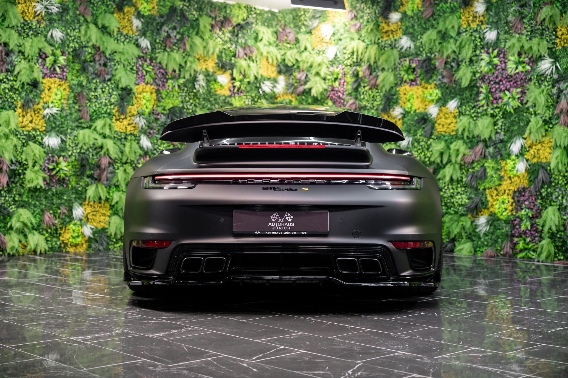 PORSCHE 911 Turbo S PDK-image-9