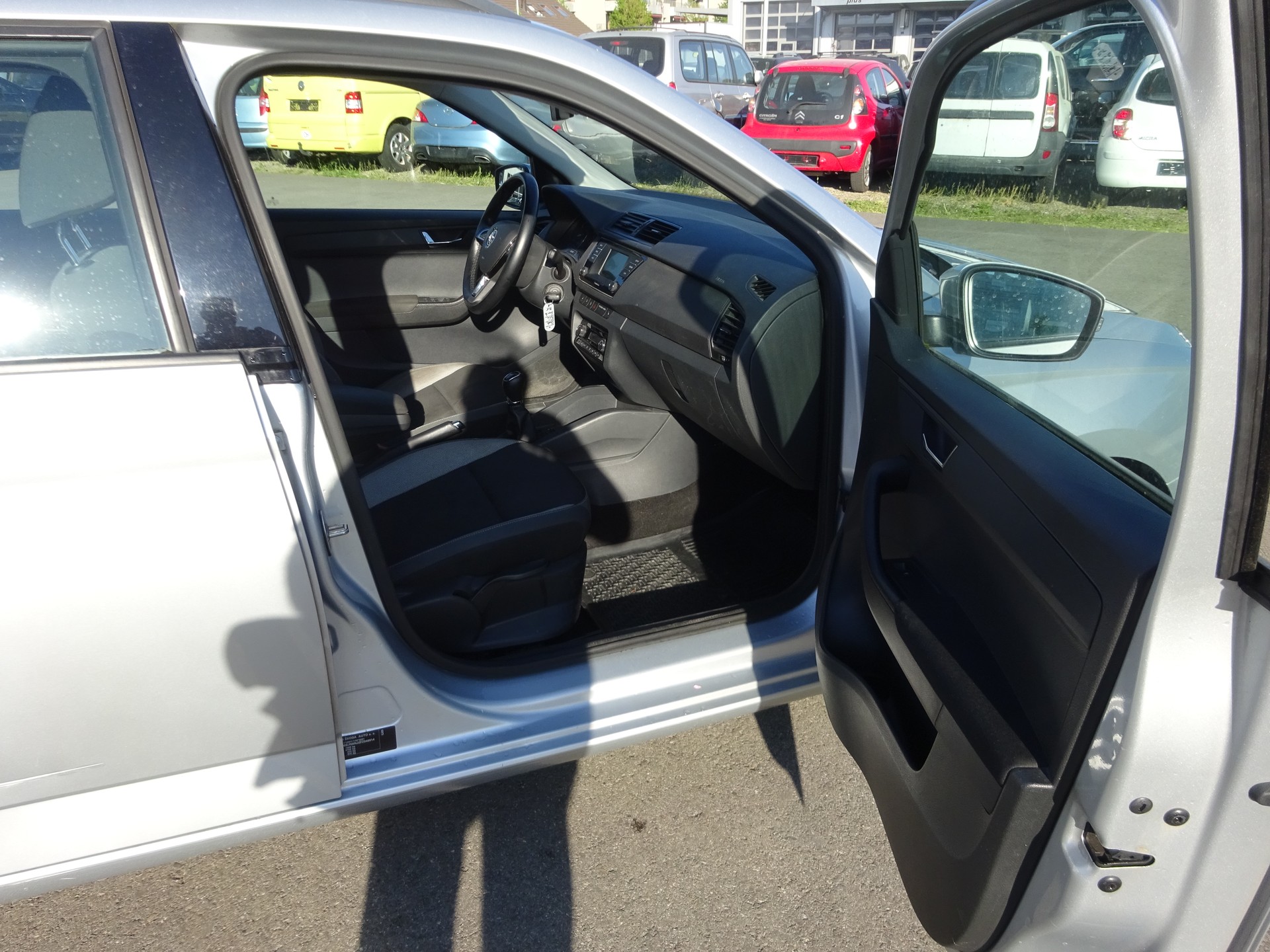 SKODA Fabia 1.2 TSI Ambition-image-2