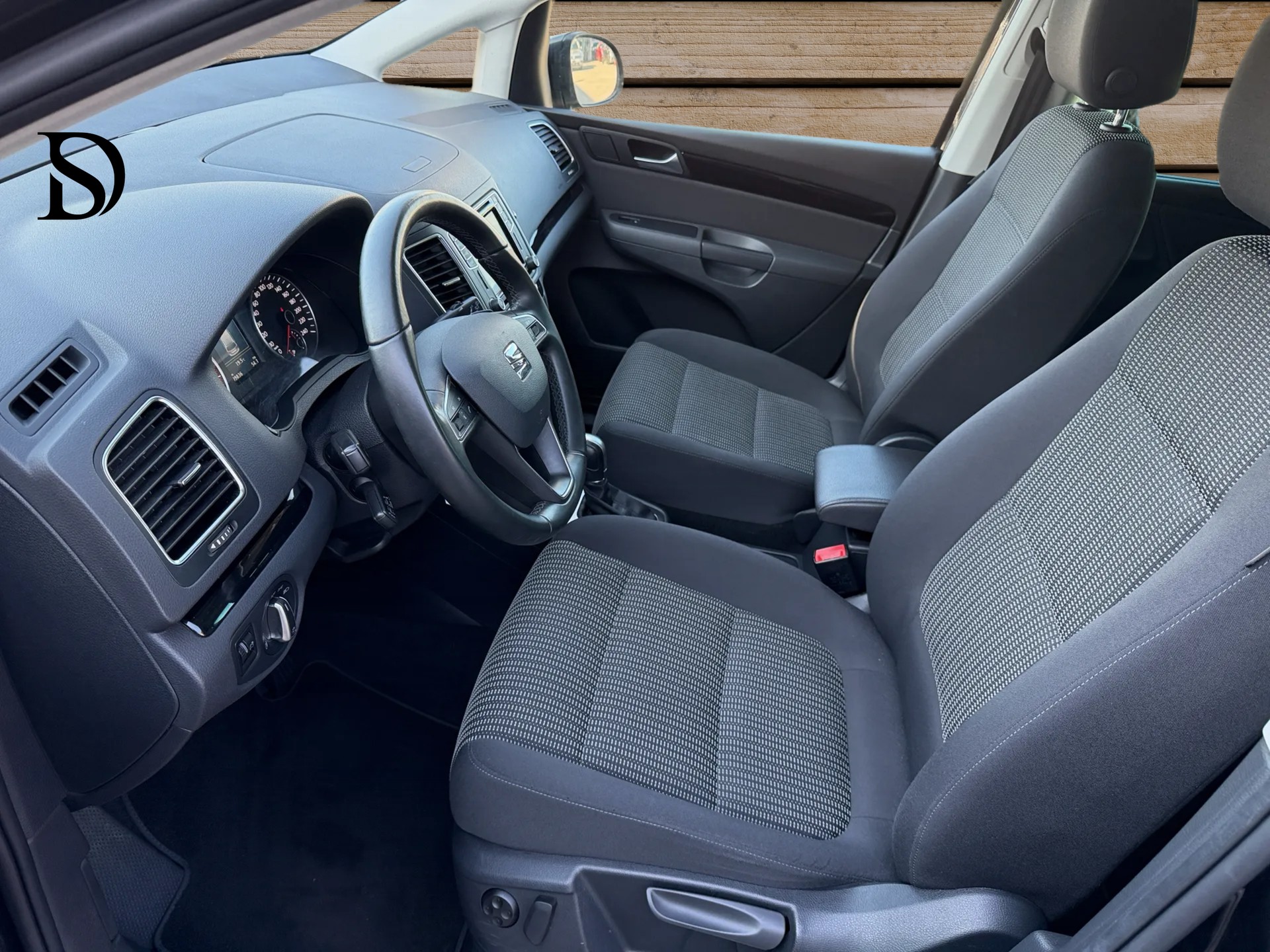 SEAT Alhambra 1.4 TSI DSG Style 7 Places-image-10