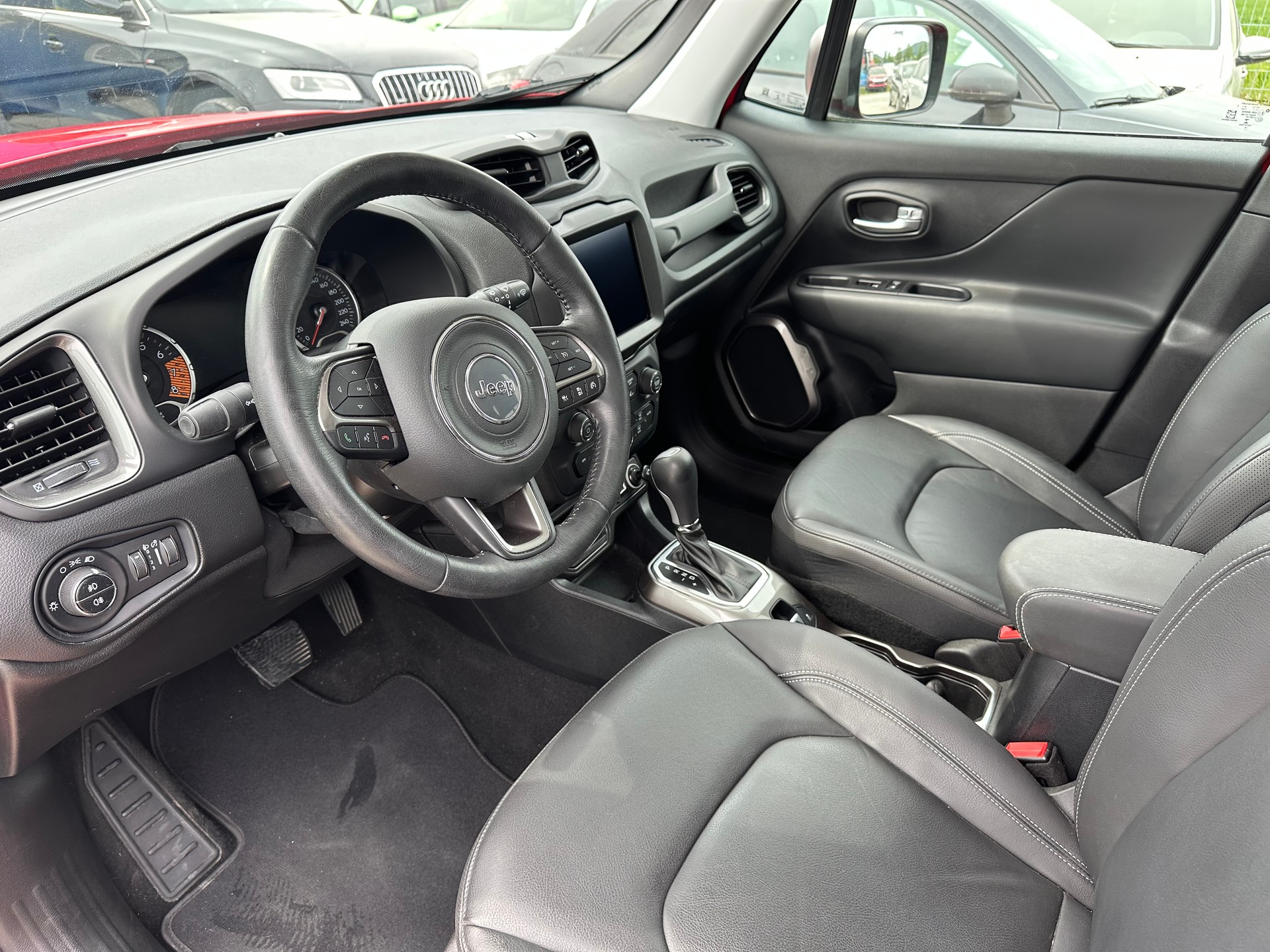 JEEP Renegade 1.3 GSE Turbo Limited-image-8