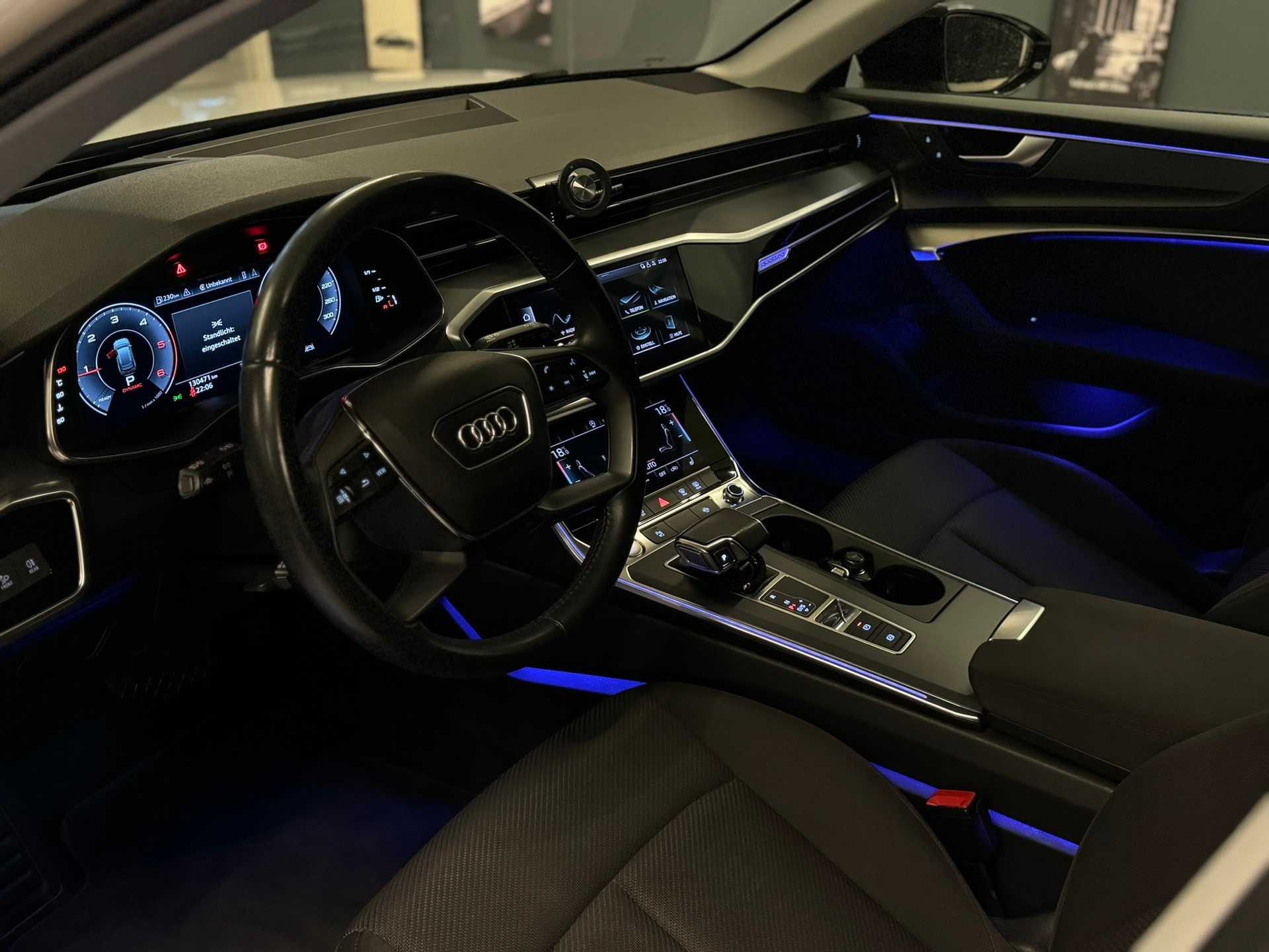 AUDI A6 Avant 40 TDI quattro S-tronic-image-7