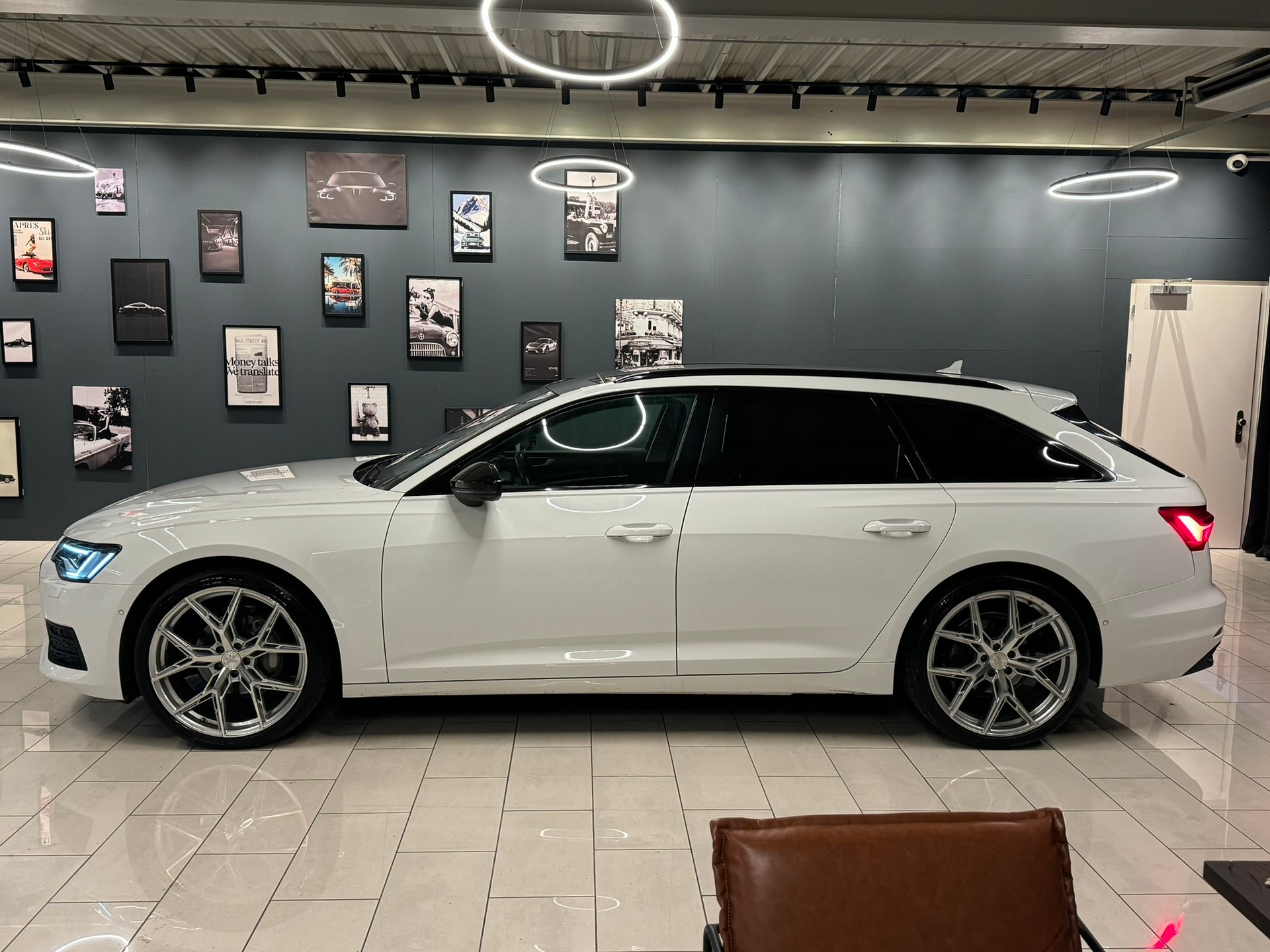 AUDI A6 Avant 40 TDI quattro S-tronic-showroom-element-3
