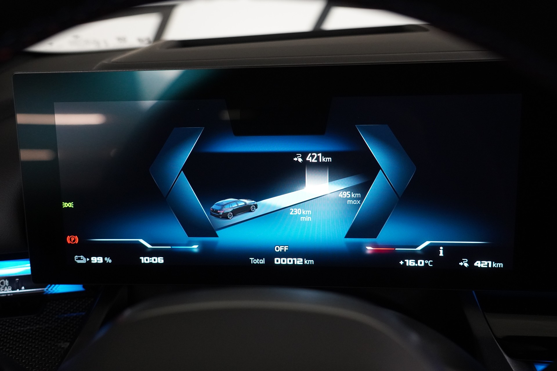 BMW i5 M60 Touring M Sport Pro-image-21