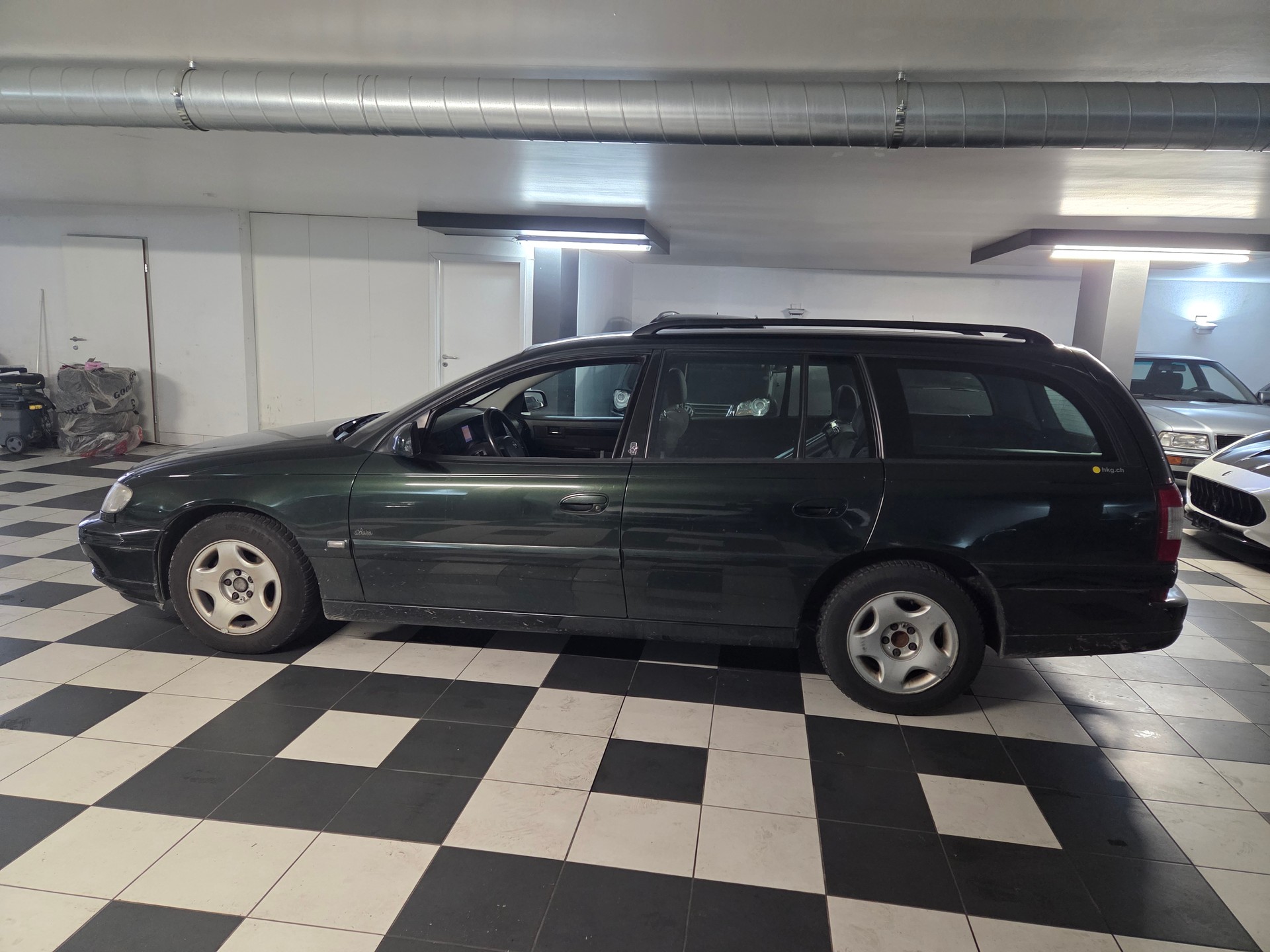 OPEL Omega 2.2i 16V Comfort-image-1