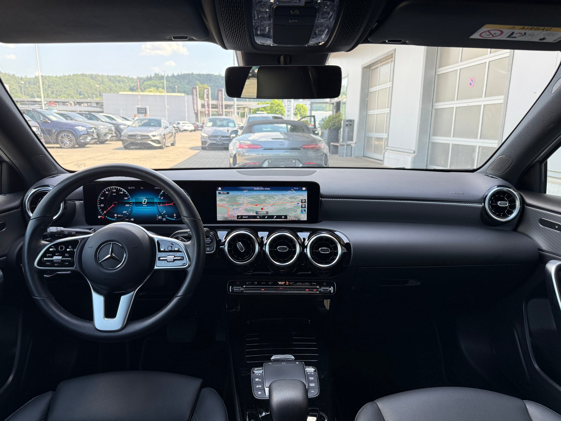 MERCEDES-BENZ A 180 Progressive 7G-DCT-showroom-element-3