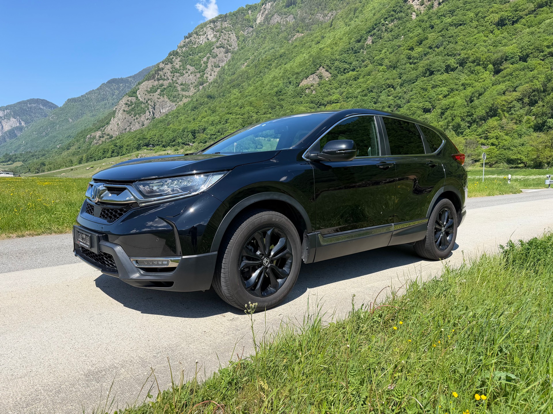 HONDA CR-V 2.0i MMD Hybrid Sport Line 4WD Automatic-image-2