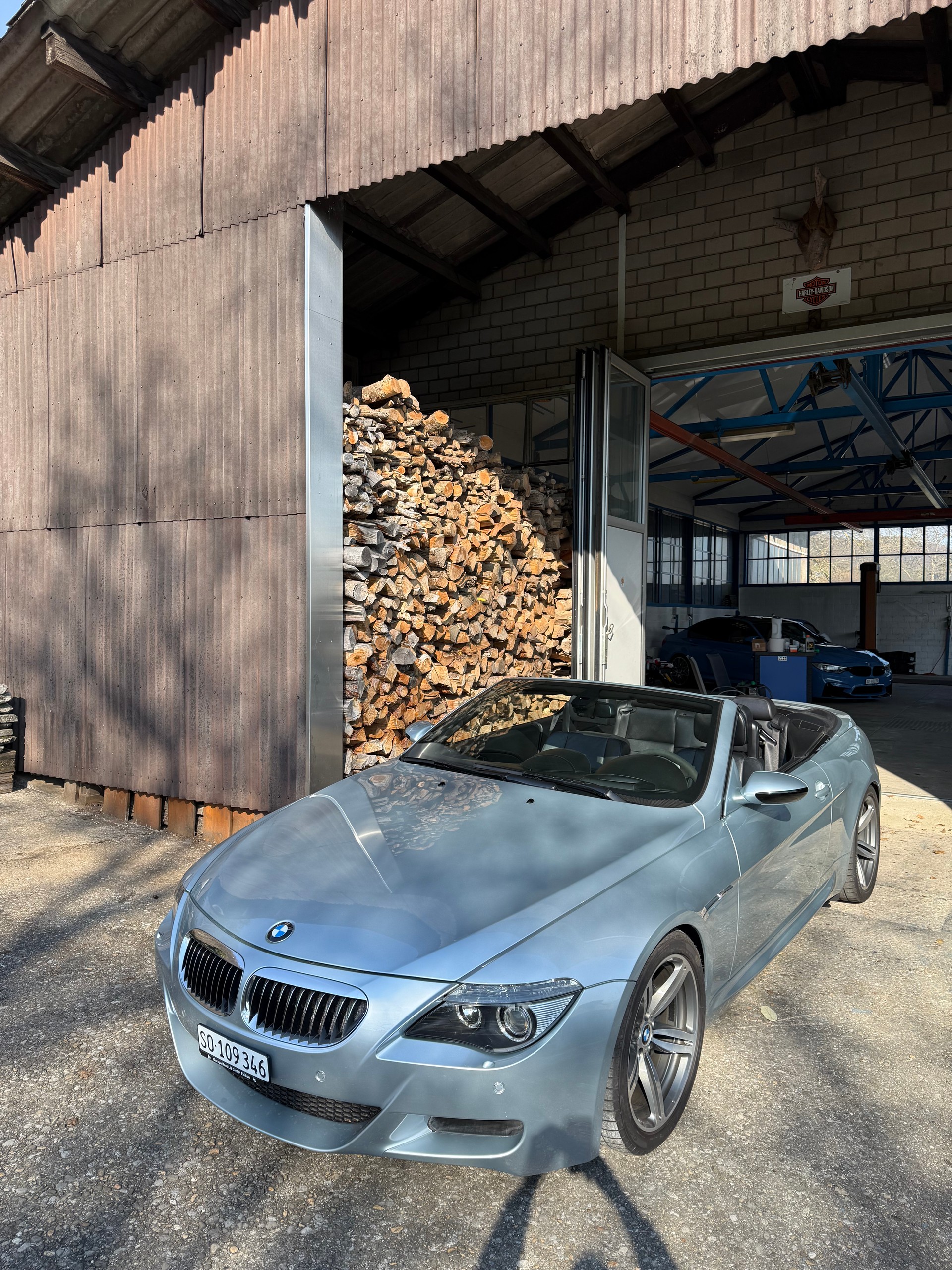 BMW M6-image-1