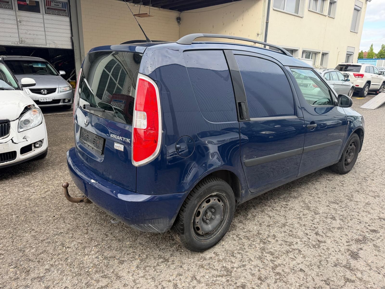SKODA Praktik 1.2 HTP-image-4