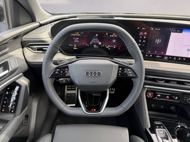 AUDI SQ5 TFSI quattro S-tronic-image-12