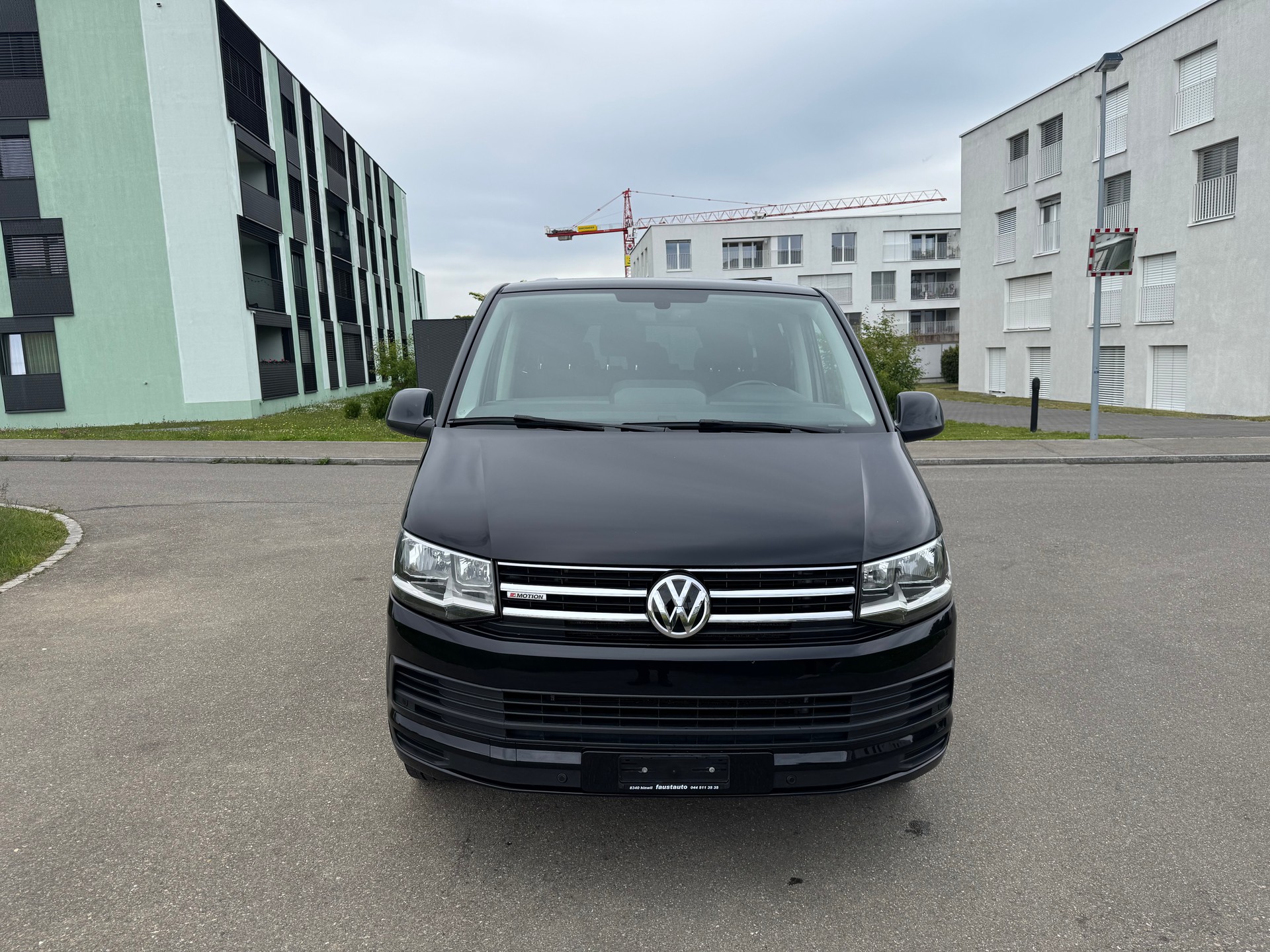 VW VW T6 2.0 TDI 4MOTION DSG (9) PLÄTZE-image-1