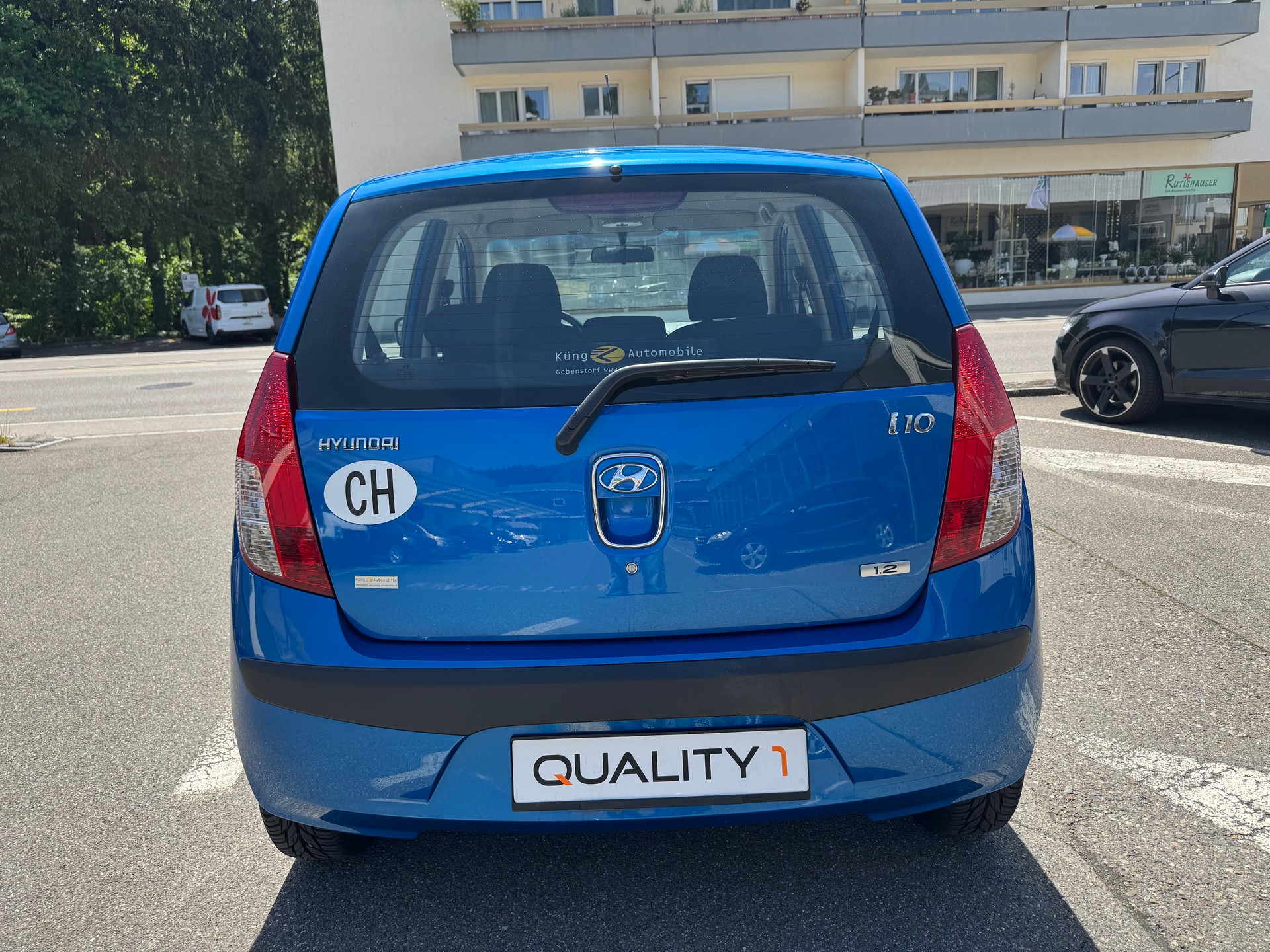 HYUNDAI i10 1.2 Style Automatic-image-6