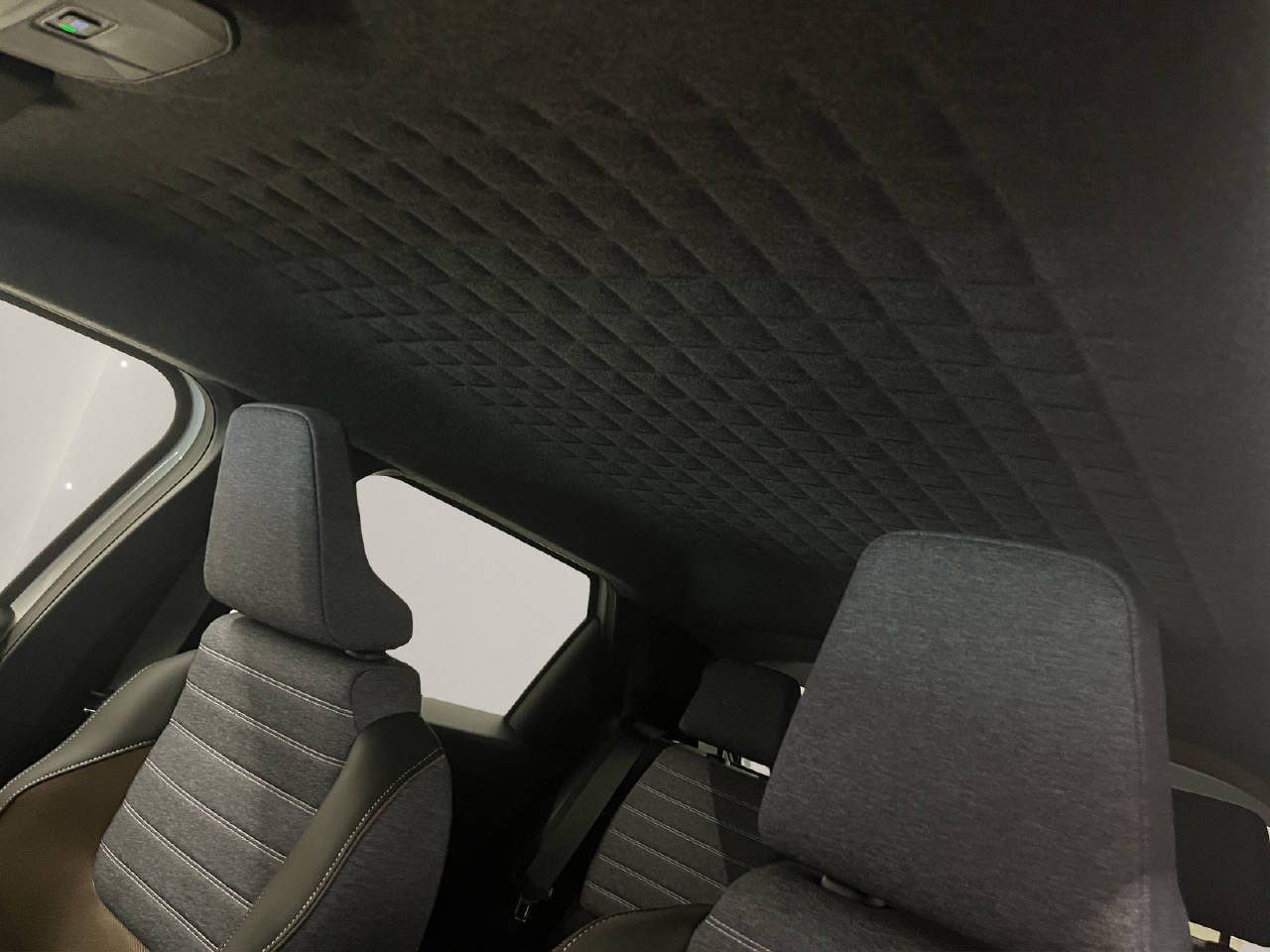 RENAULT R5 E-Tech Comfort Range techno-image-14