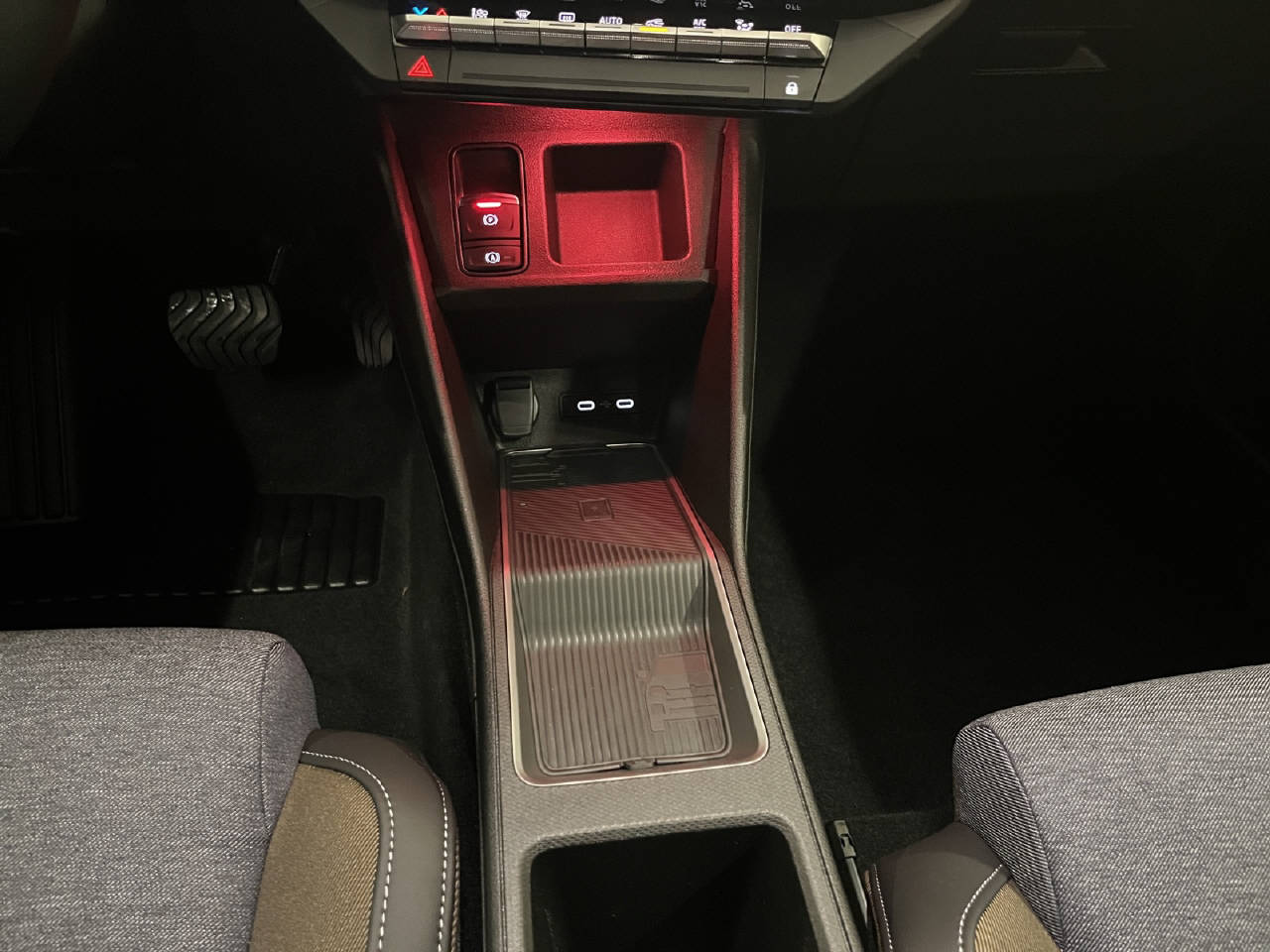 RENAULT R5 E-Tech Comfort Range techno-image-10