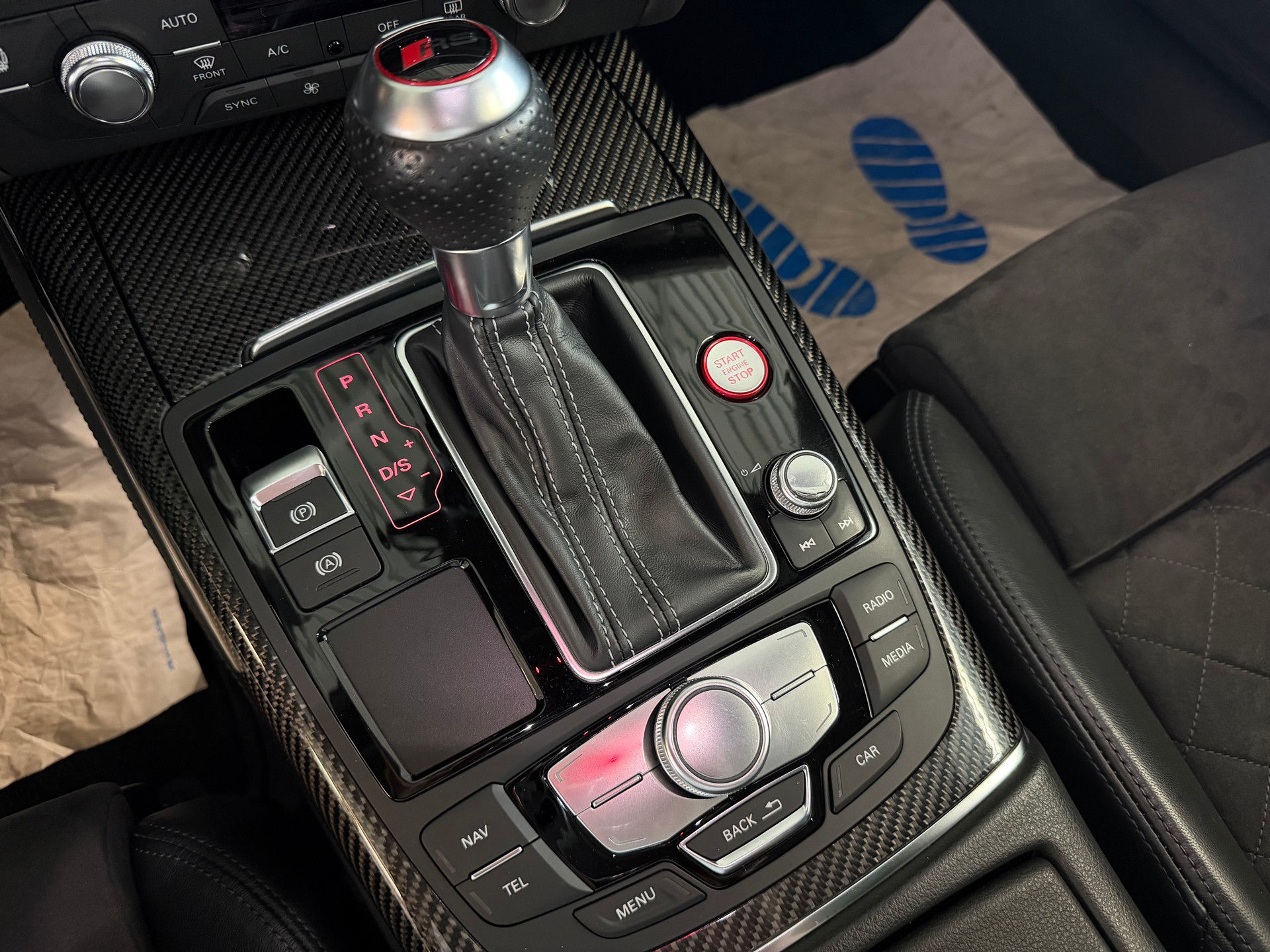 AUDI RS6 Avant 4.0 TFSI V8 performance quattro | Frisch MFK | Pano Dach | Dynamik-Paket-image-16