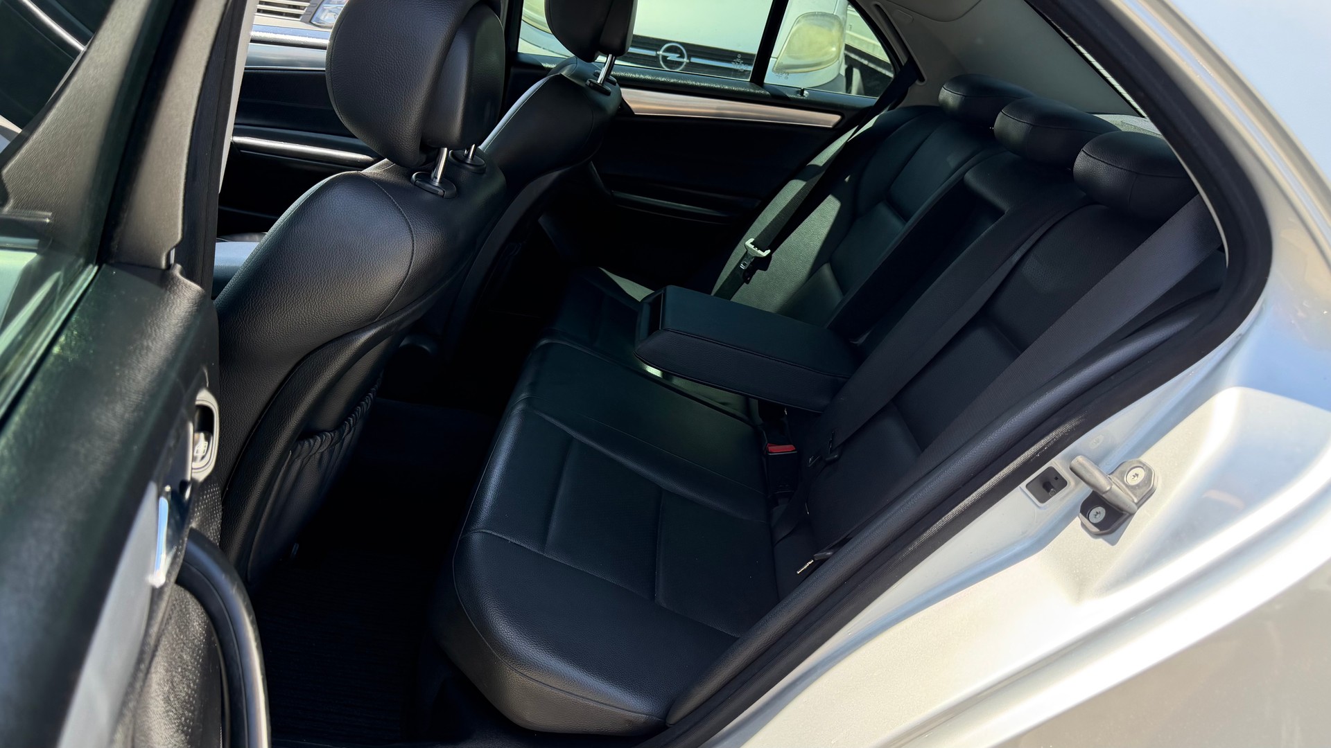 MERCEDES-BENZ C 220 CDI Avantgarde Sport Edition-image-11