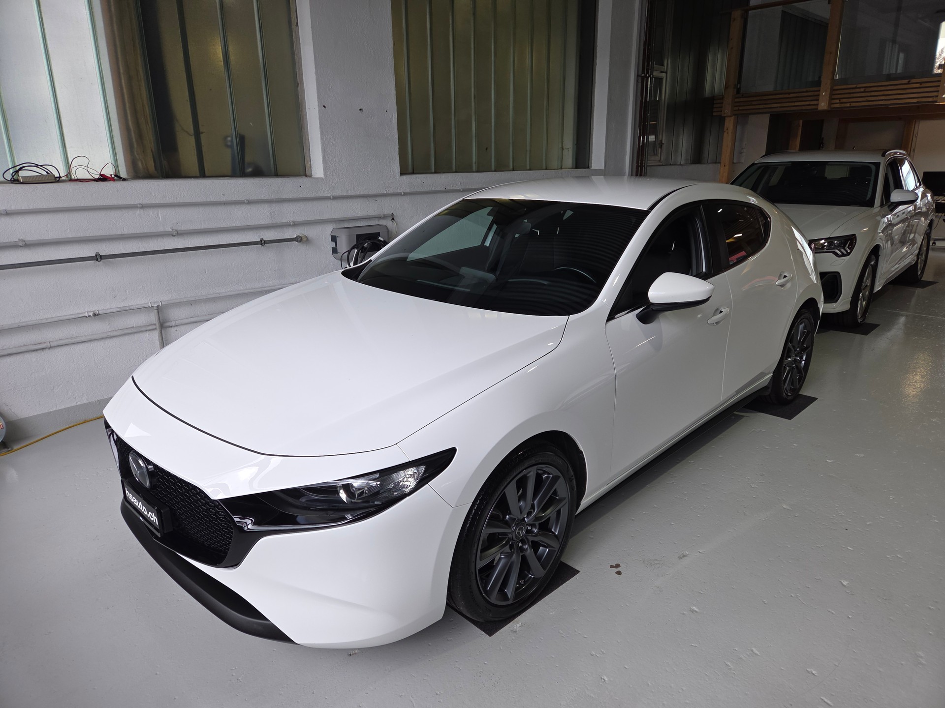 MAZDA 3 Hatchback SKYACTIV-G M Hybrid 150 Ambition Automat-image-1