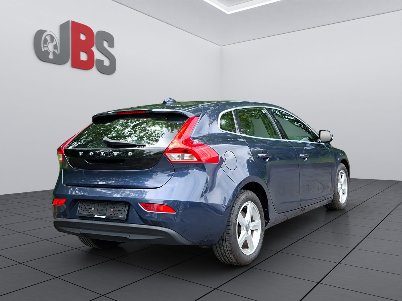 VOLVO V40 D2-image-7