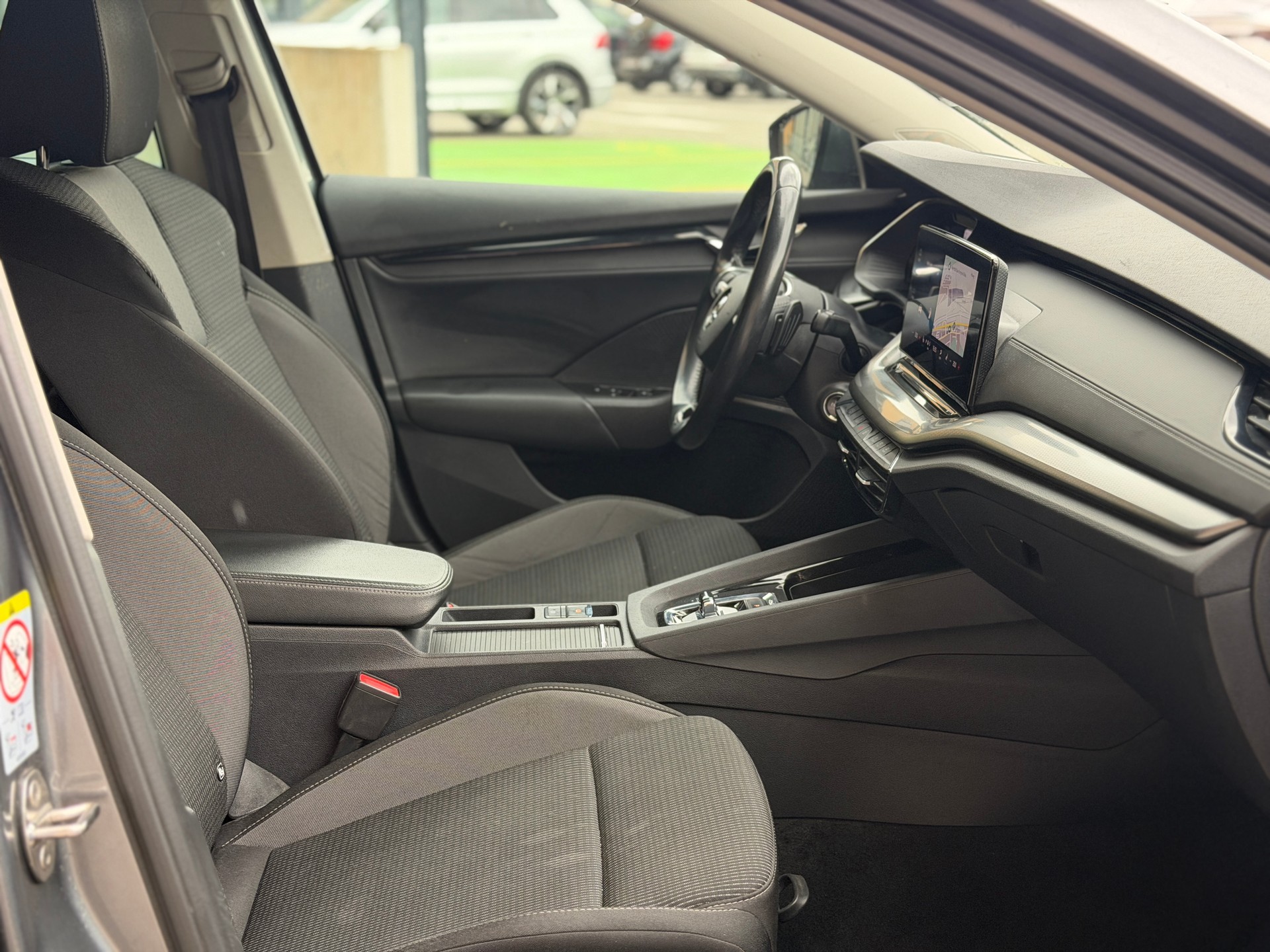 SKODA Octavia Combi 2.0 TDI DSG Ambition 4x4-image-22