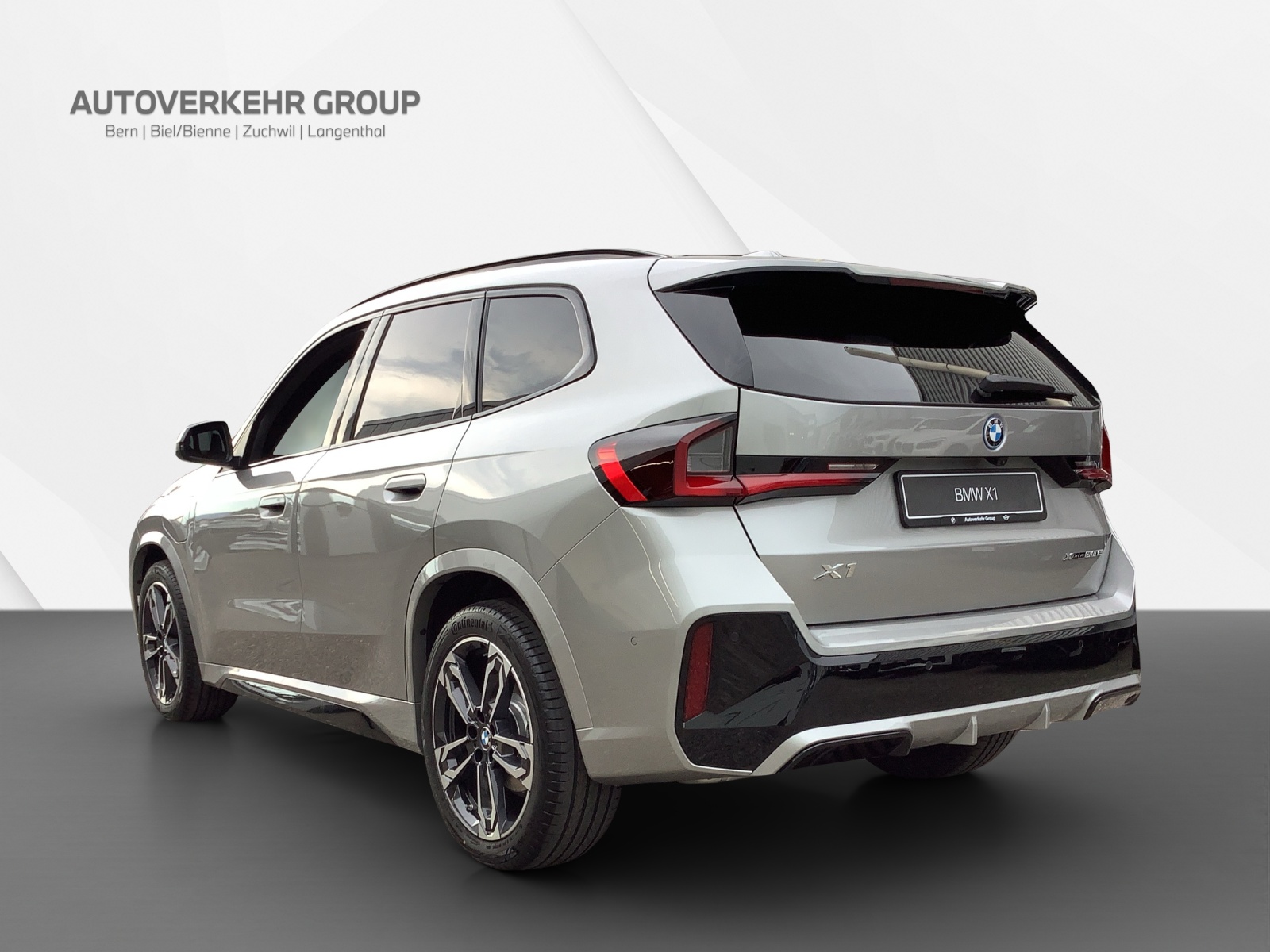 BMW X1 xDrive 30e M Sport-showroom-element-2