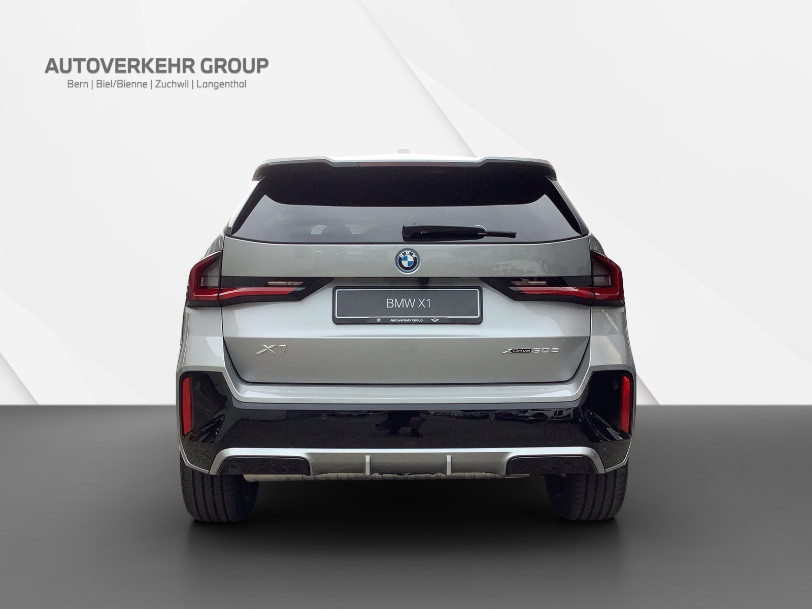 BMW X1 xDrive 30e M Sport-showroom-element-3