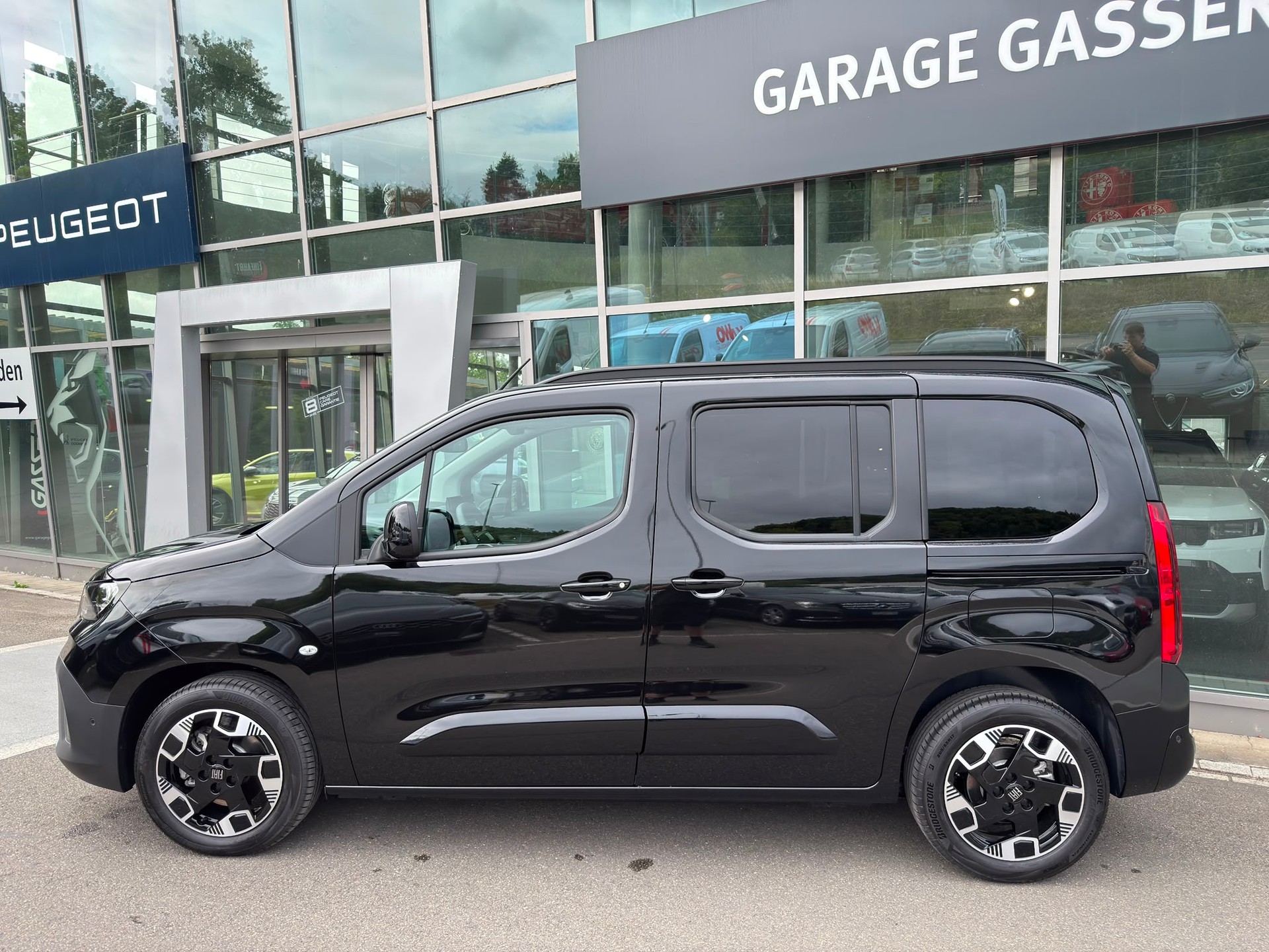 FIAT QUBO L 1.5 TD La Prima 5 Plätzer-image-1