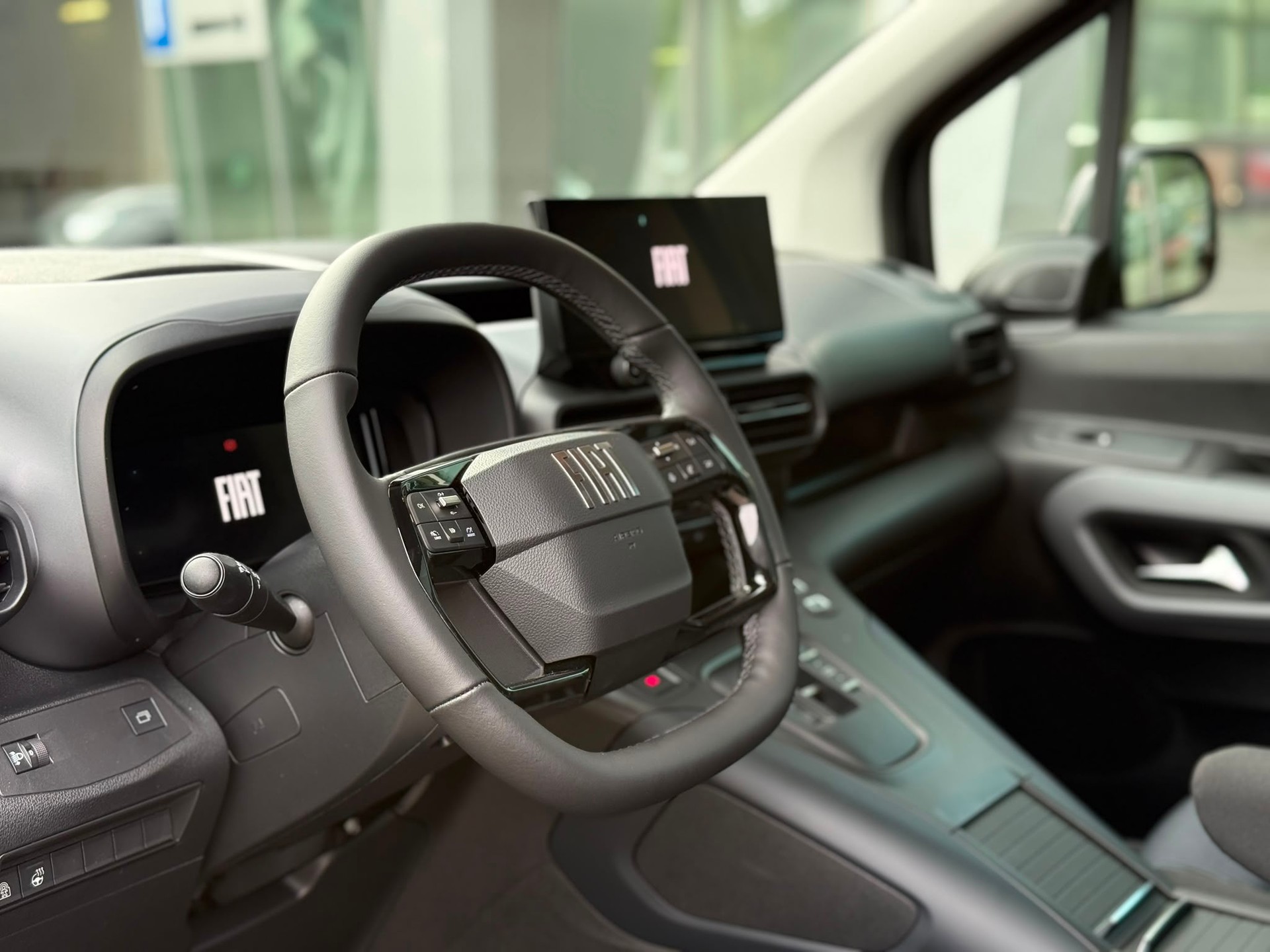 FIAT QUBO L 1.5 TD La Prima 5 Plätzer-image-6