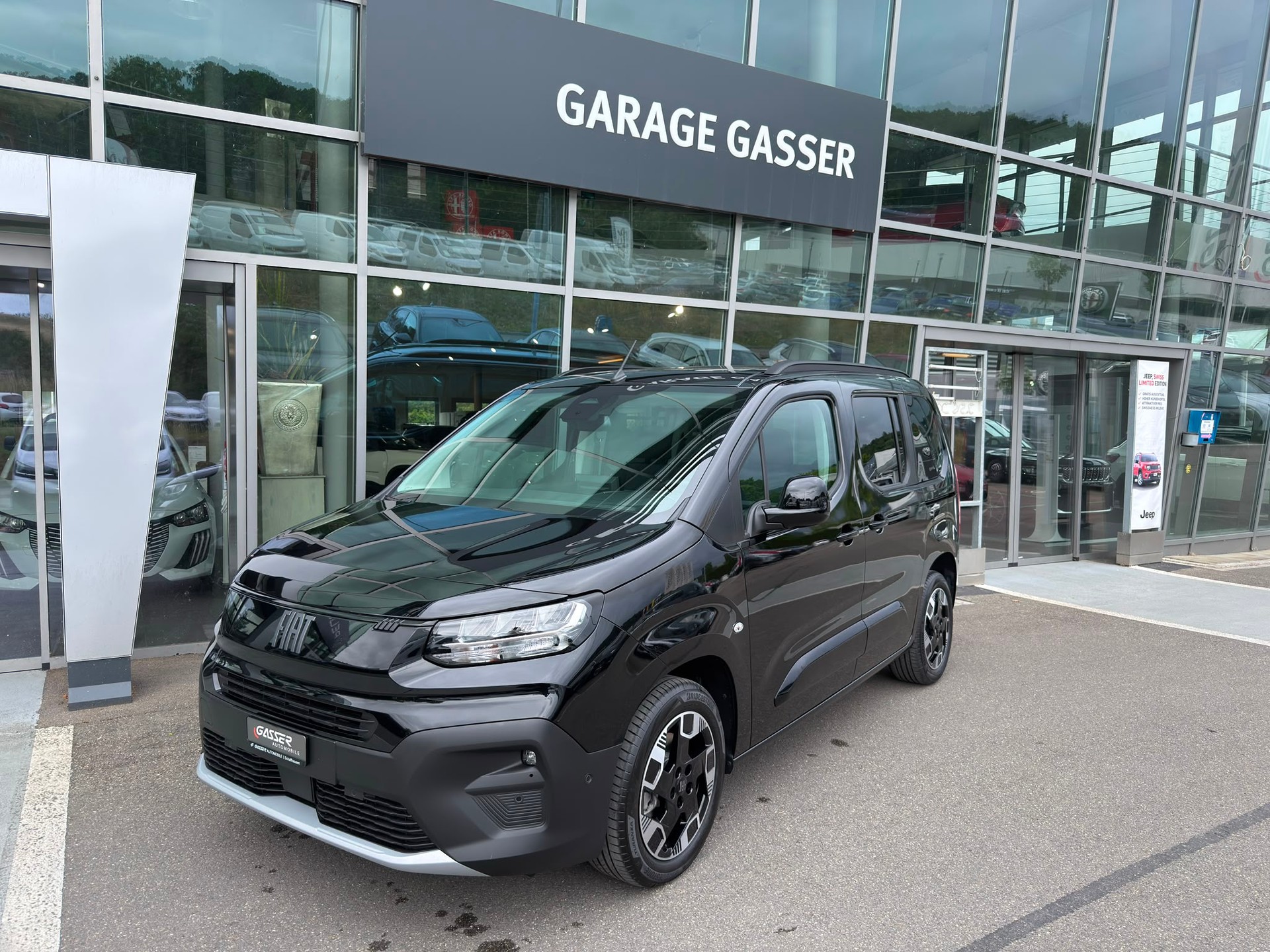 FIAT QUBO L 1.5 TD La Prima 5 Plätzer-image-0