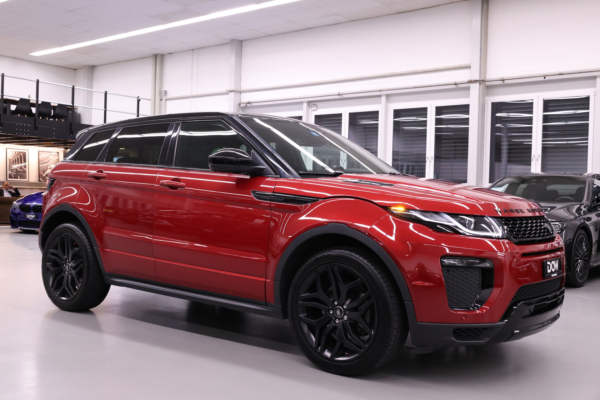 LAND ROVER Range Rover Evoque 2.0 TD4 HSE Dynamic-showroom-element-1